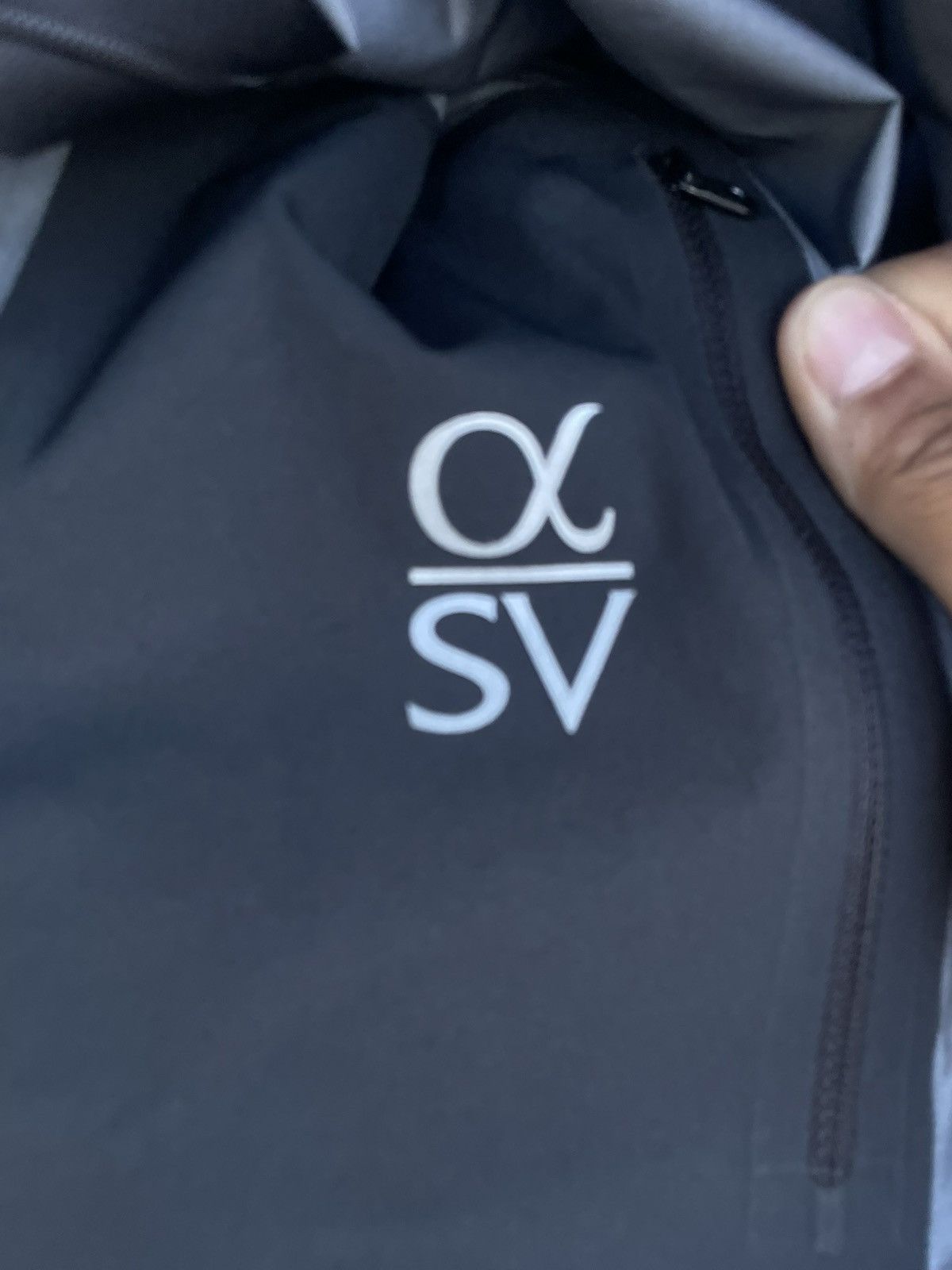Arc'teryx Alpha SV Jacket Size US M / EU 48-50 / 2 - 5 Thumbnail