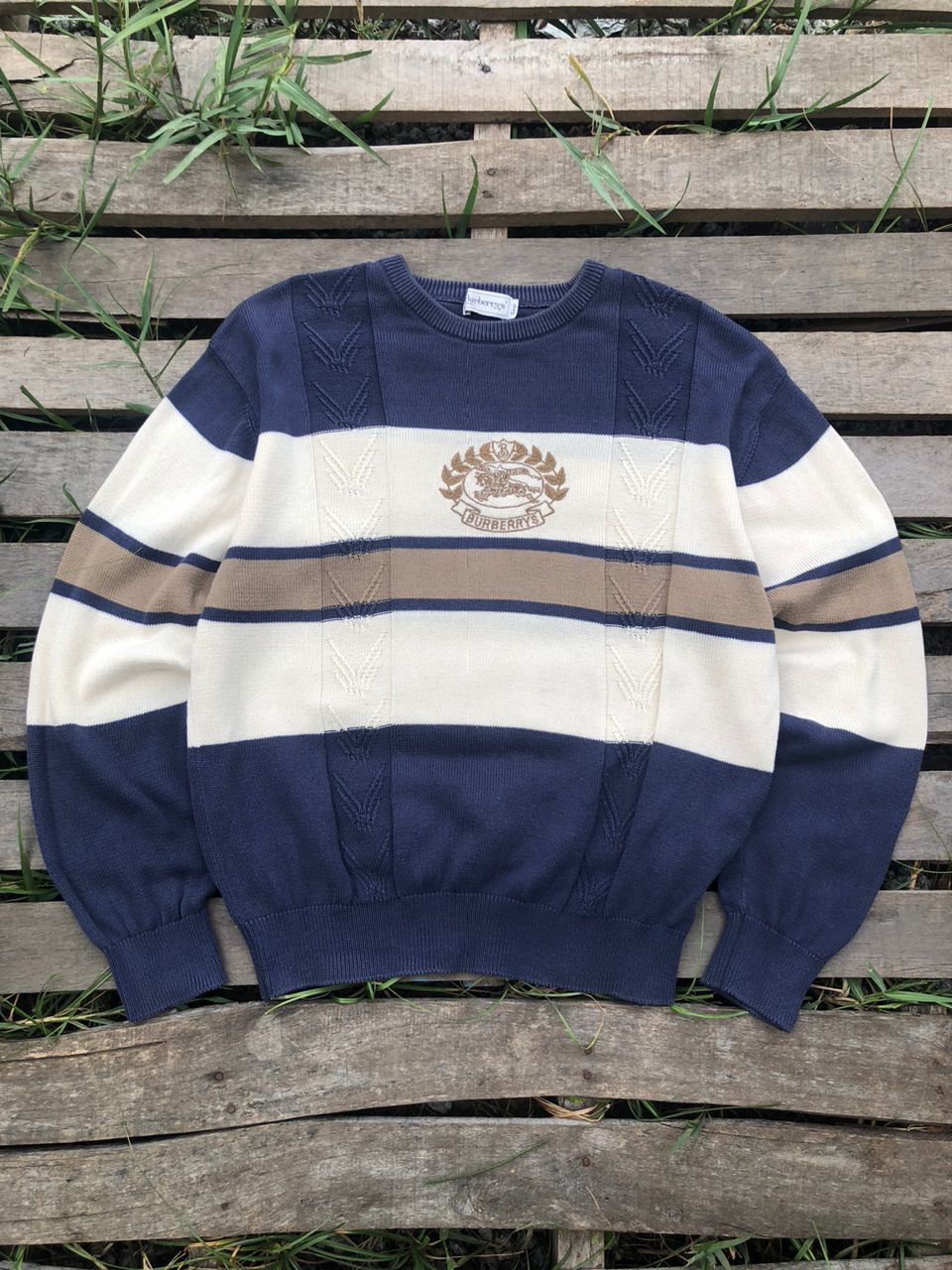 Burberry Vintage 90s Burberrys Big Logo Knit Sweaters Size US M / EU 48-50 / 2 - 1 Thumbnail
