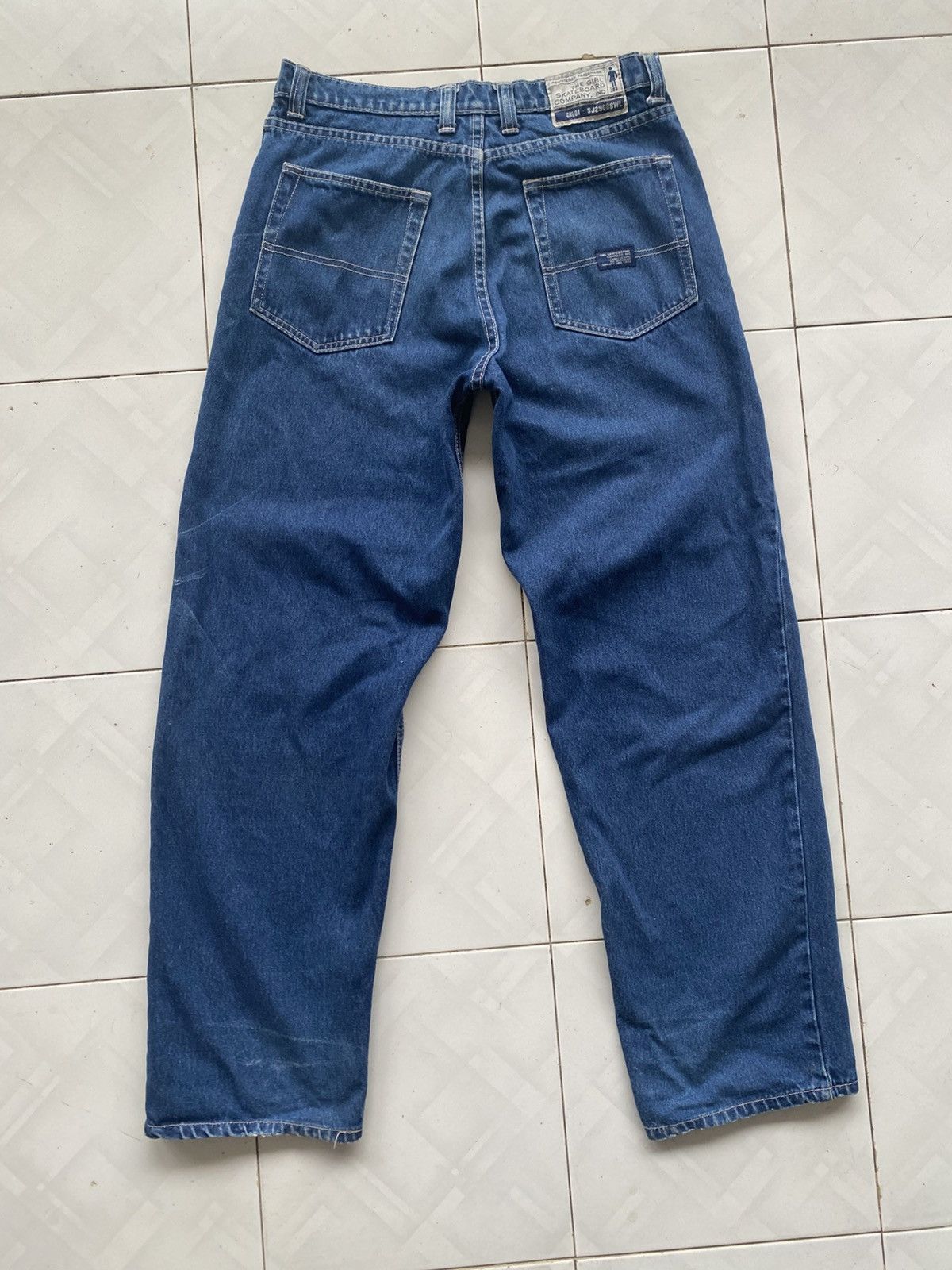 Girl Skateboards Vintage Girl Skateboards Distressed Baggy Jeans Size US 32 / EU 48 - 4 Thumbnail