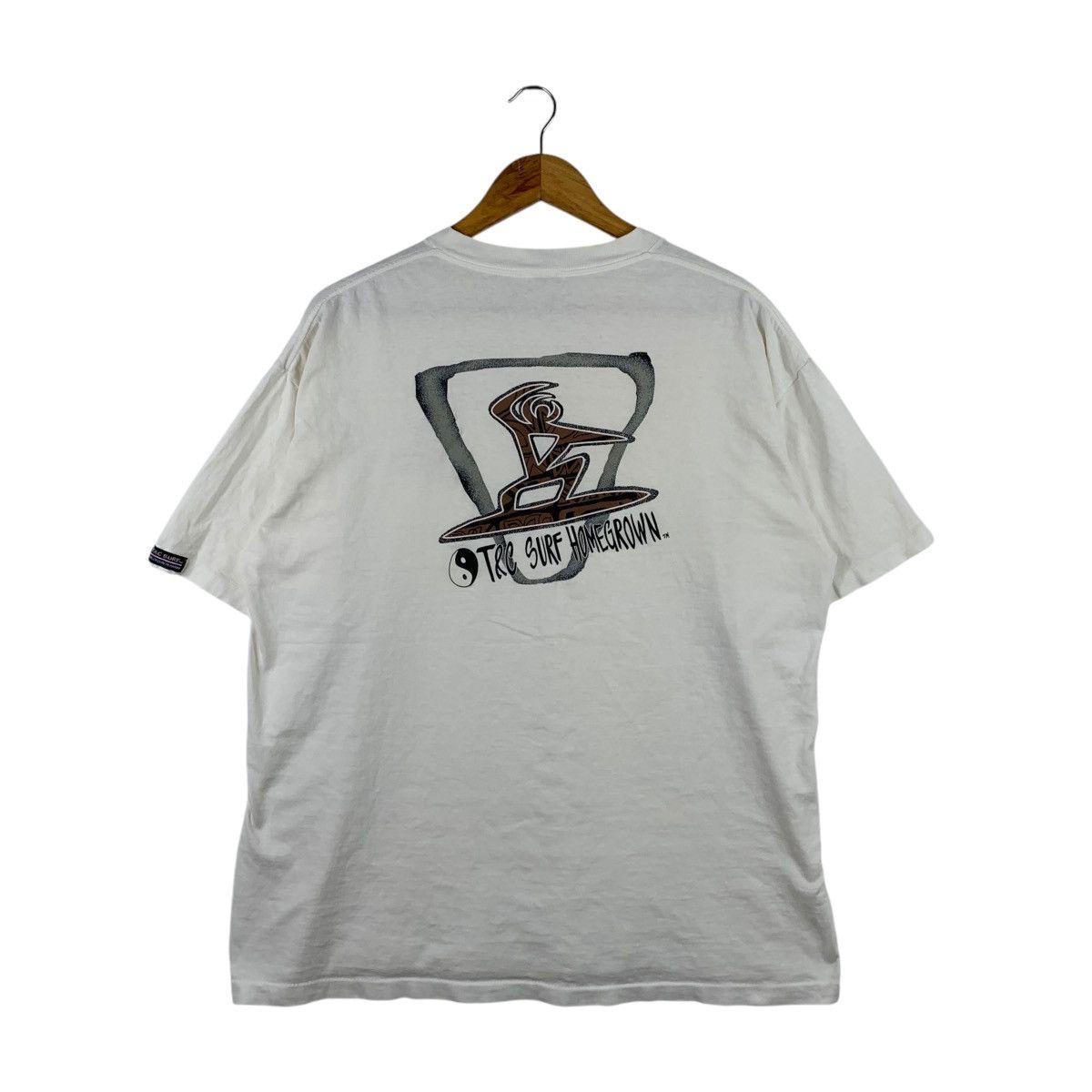 Vintage Vintage TOWN & COUNTRY Surfboard Surfing Hawaiian T-Shirt Size US XL / EU 56 / 4 - 2 Thumbnail