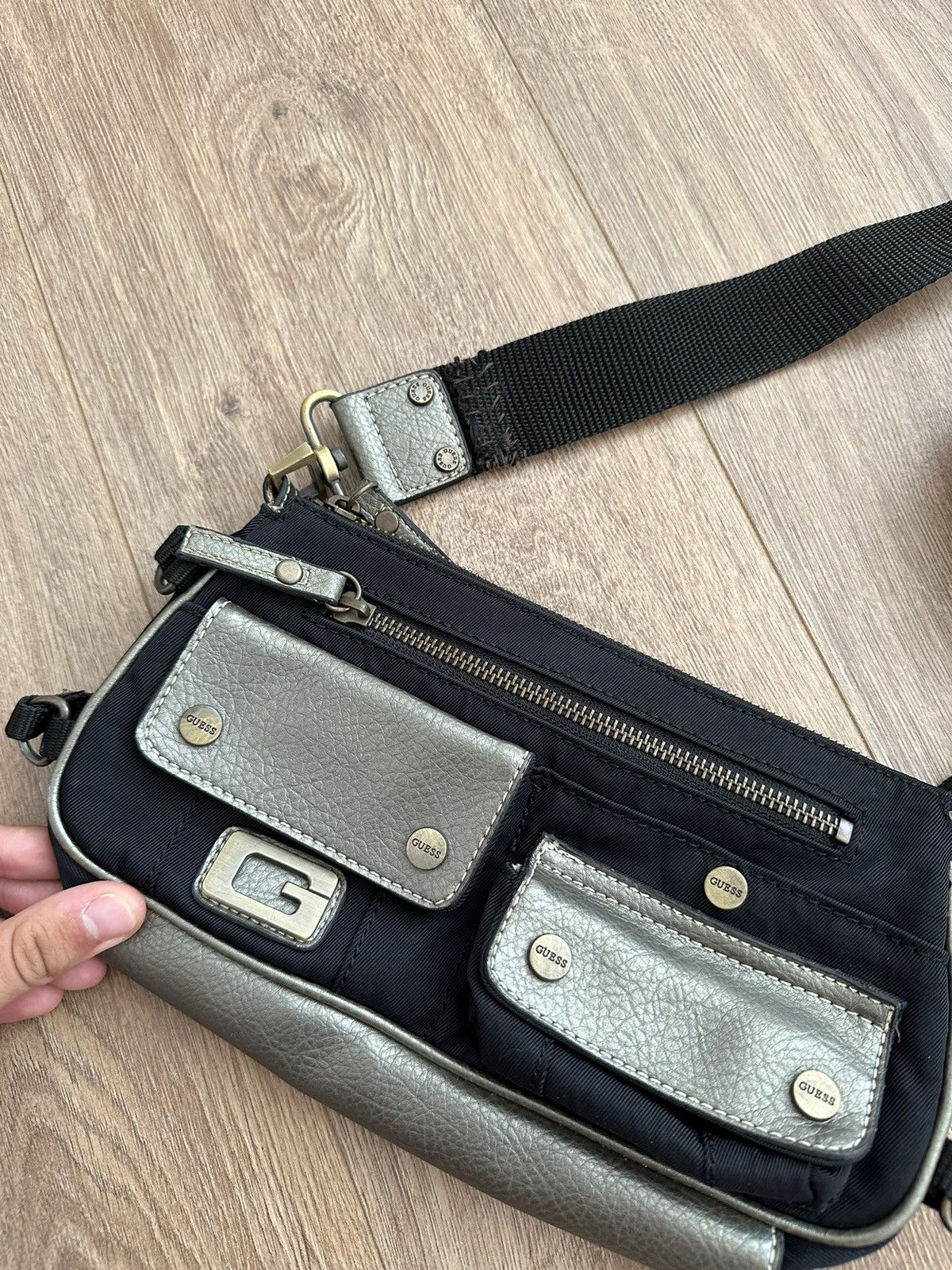 Guess 🔥VINTAGE Y2K AVANT GRANDE GUESS SHOULDER BAG🔥 Size ONE SIZE - 2 Thumbnail