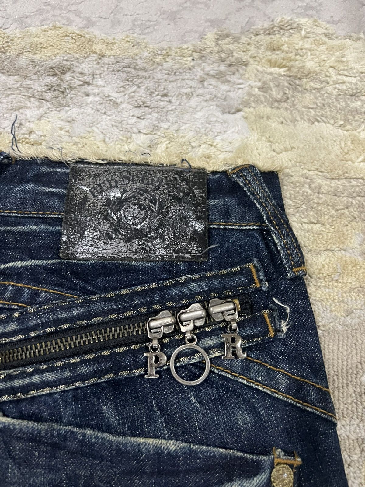 If Six Was Nine Y2K Red Pepper Embroidery Wing Studded Fade Wash Jeans Denim Size US 30 / EU 46 - 6 Thumbnail