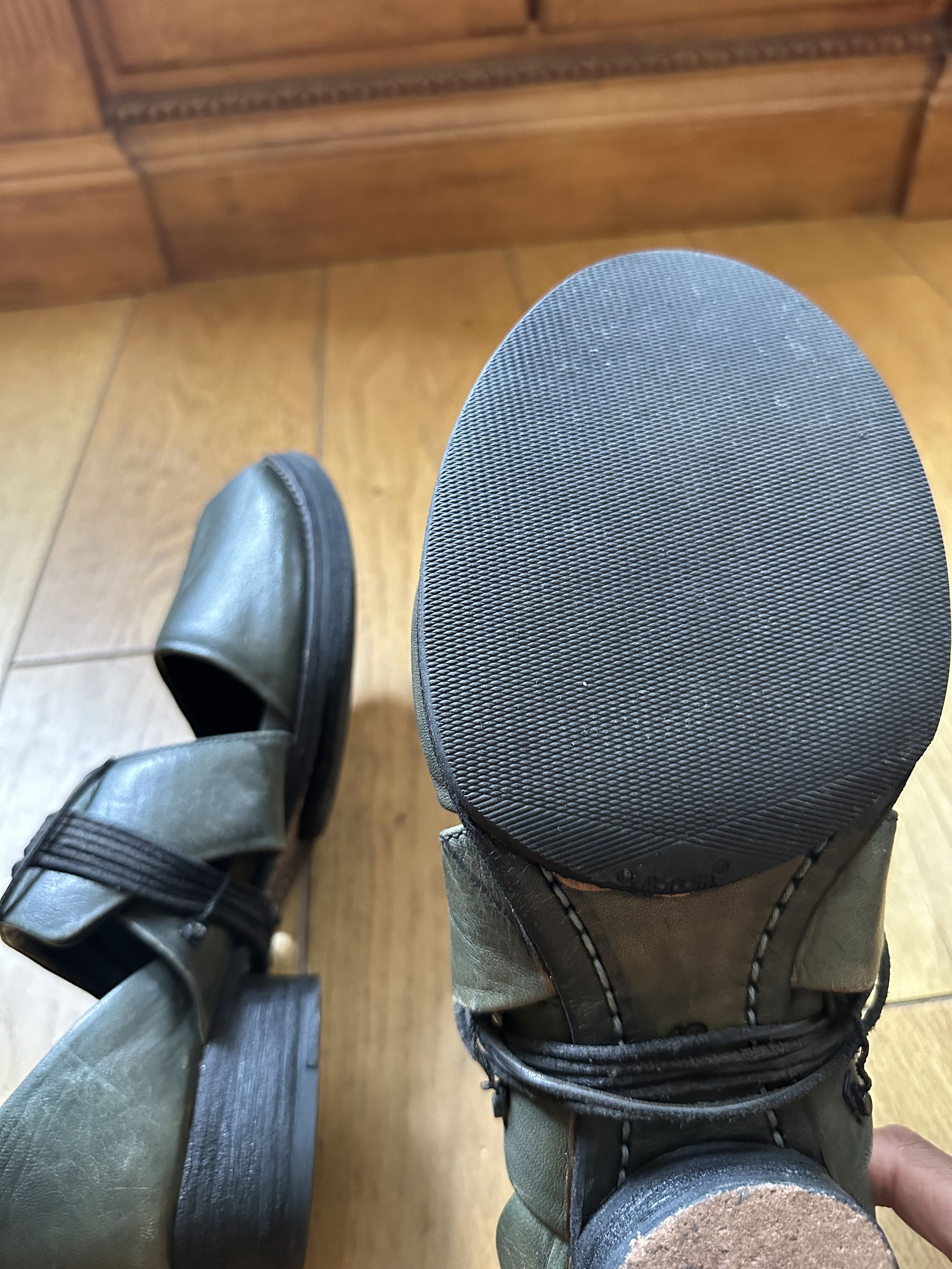 Devoa Guidi Olive Sandals Fits JP 42 Fits US 9-8.5 Size US 9 / EU 42 - 18 Thumbnail