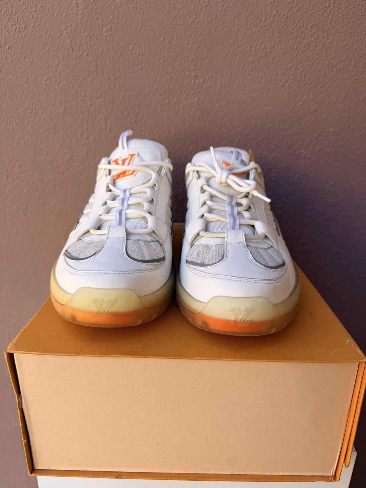 Louis Vuitton Louis Vuitton Virgil Trainer Size US 9 / EU 42 - 6 Thumbnail