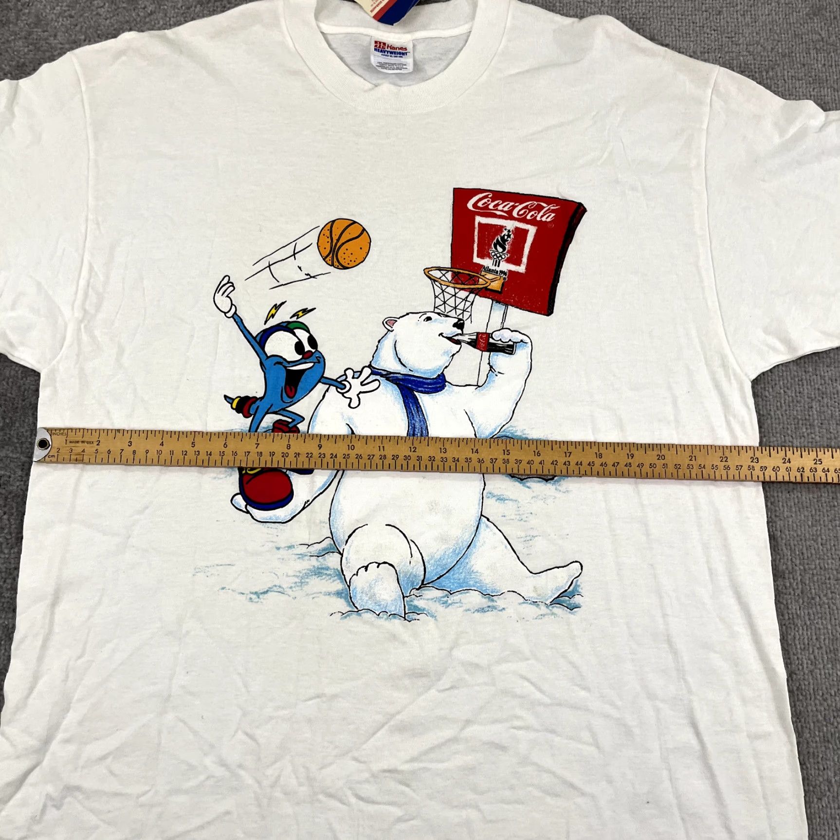 Vintage VINTAGE Coca-Cola Shirt Men XL White 1996 Olympics Polar Bear Basketball Graphic Clothing Shirt 90s Mens Size US XL / EU 56 / 4 - 7 Thumbnail