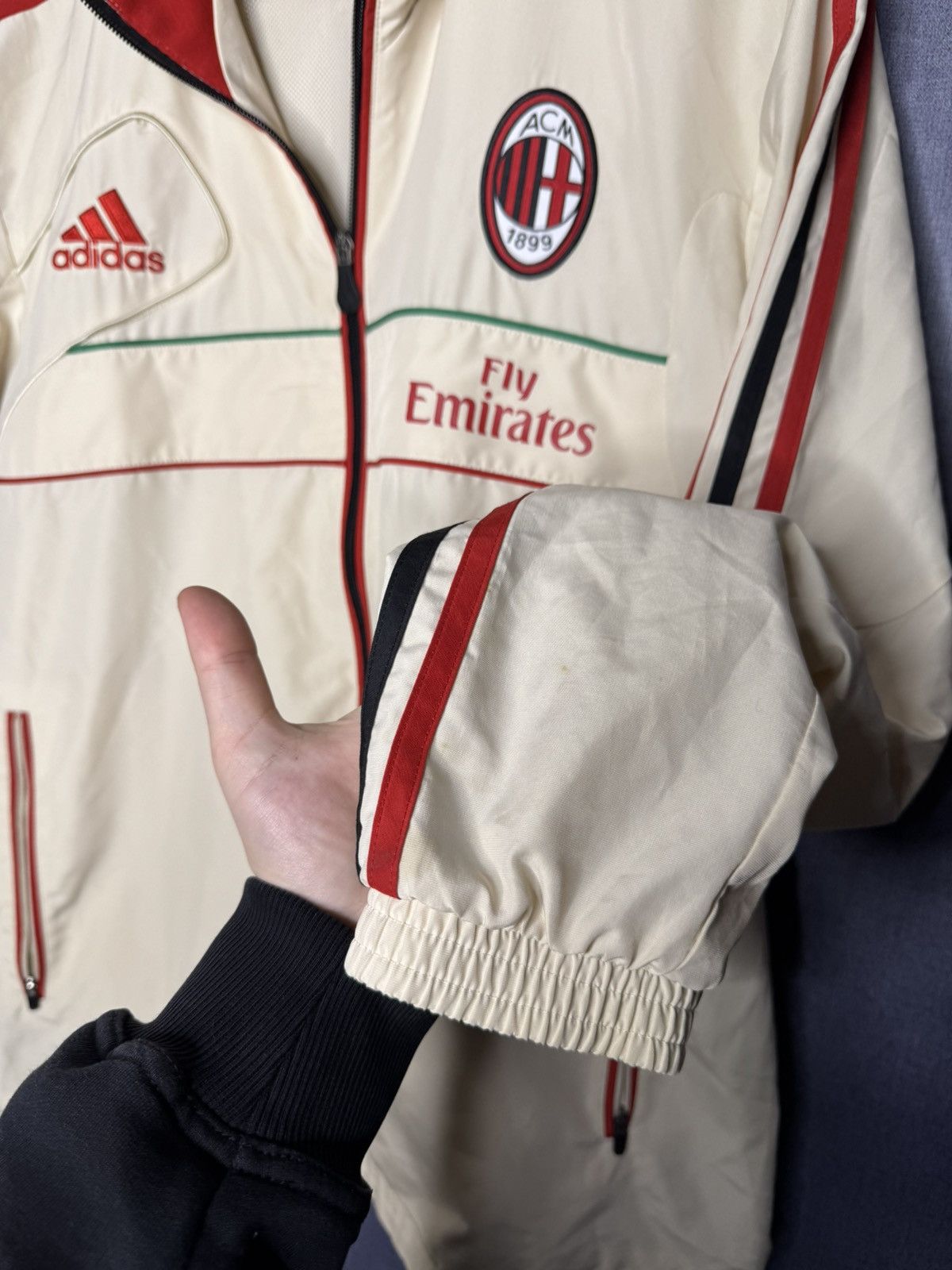 Adidas Vintage Adidas AC Milan Italy Football Jacket Soccer Track Size US M / EU 48-50 / 2 - 8 Thumbnail