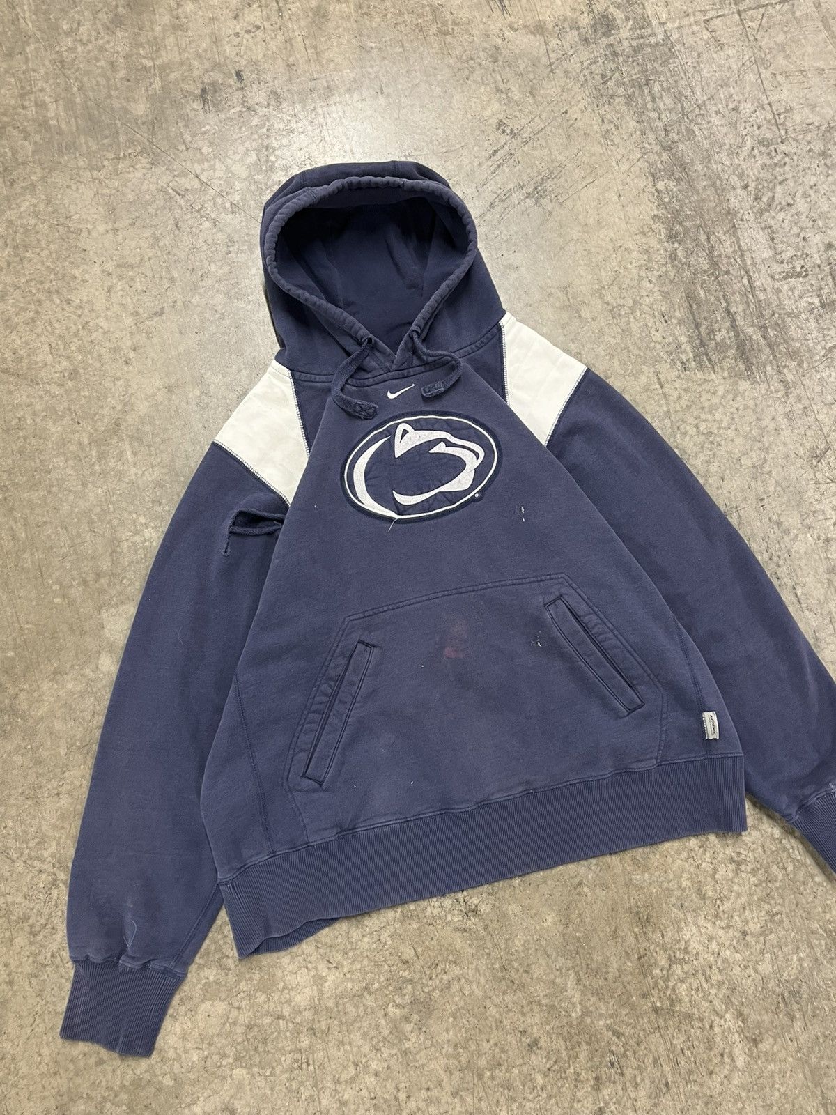 Nike × Vintage Nike center swoosh Penn state college thrashed faded hype Size US L / EU 52-54 / 3 - 4 Thumbnail
