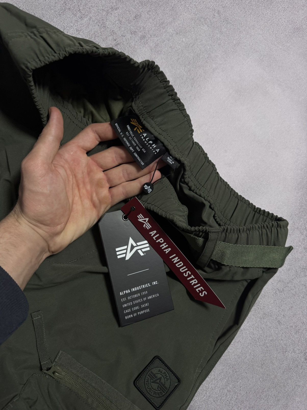 Alpha Industries Original men's Alpha Industries tactical cargo pants Size US 32 / EU 48 - 7 Thumbnail