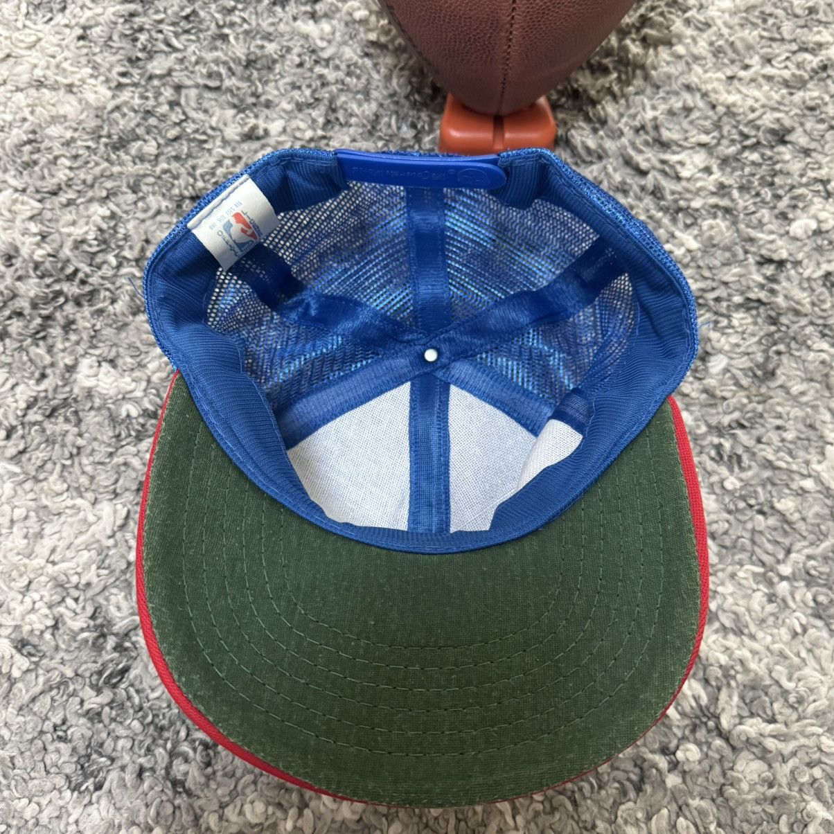 Vintage Vintage NBA Detroit Pistons Mesh Snapback Size ONE SIZE - 5 Thumbnail
