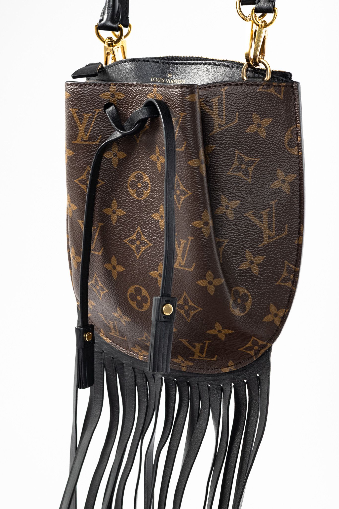 Louis Vuitton Louis Vuitton Cruise 2017 Fringed Noe Monogram Canvas Bag Size ONE SIZE - 7 Thumbnail