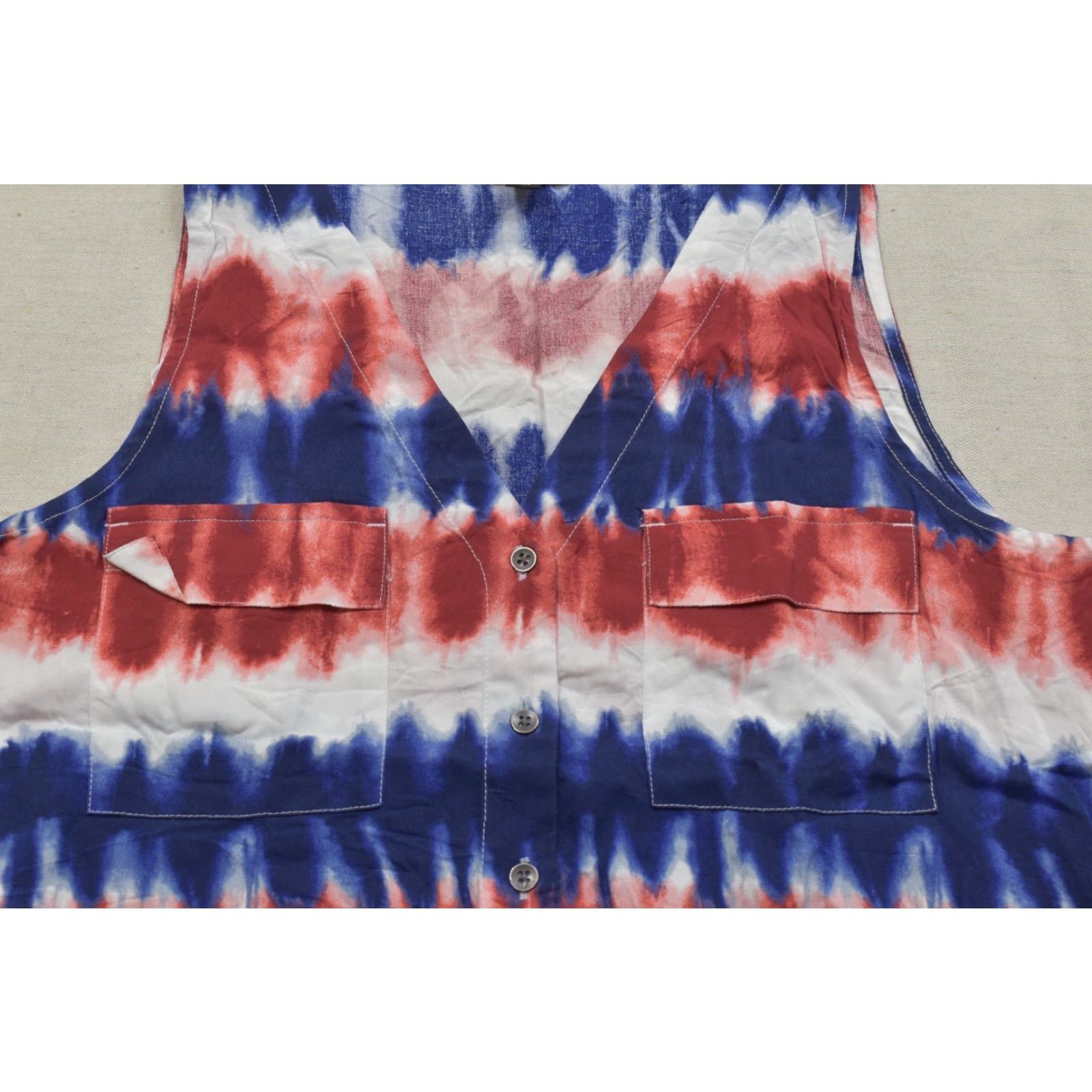 Vintage Rock & Republic Women's Blouse Tie Dye Sleeveless V-Neck Button Front Red White Blue M Size M / US 6-8 / IT 42-44 - 6 Thumbnail