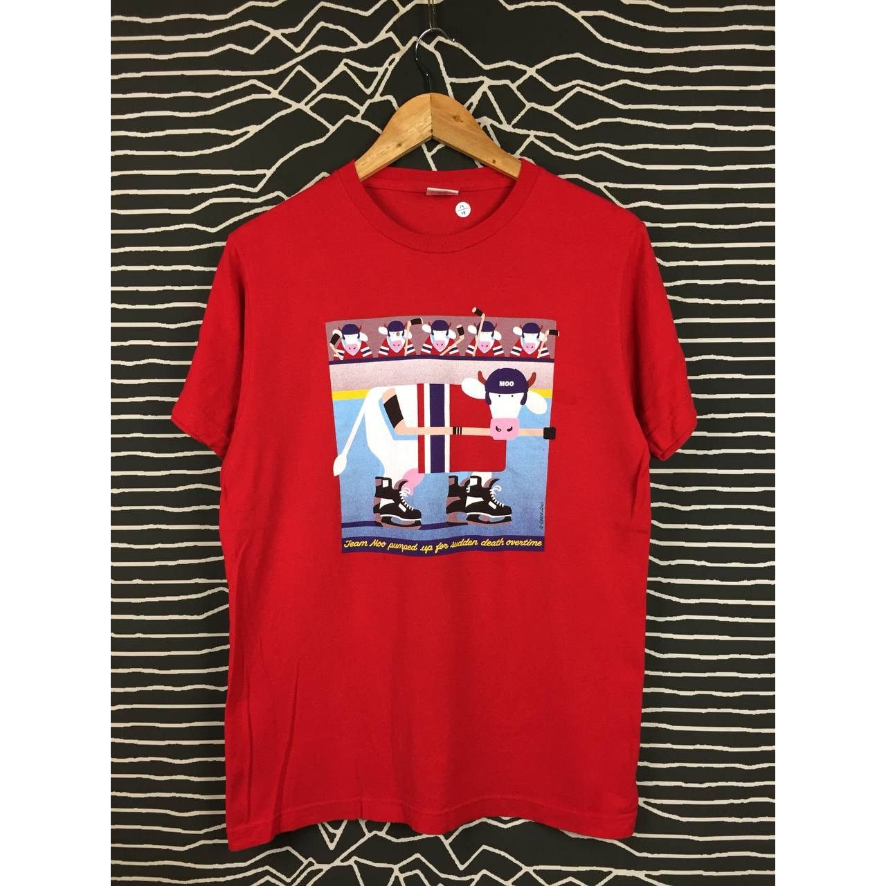 Vintage Vtg Cows Creamery Ice Cream Hockey Team Moo Promo Tee Size US M / EU 48-50 / 2 - 1 Thumbnail
