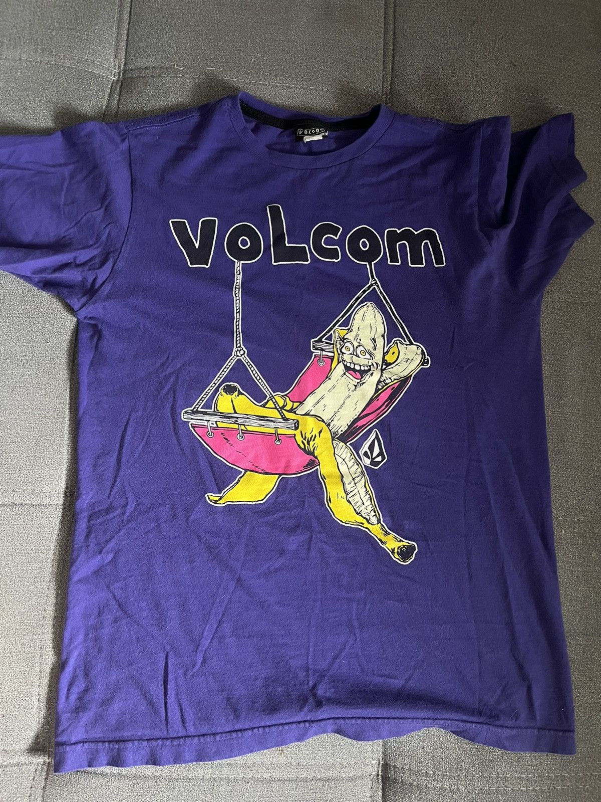 Volcom Vintage Volcom Purple Graphic Tee –Banana Hammock Design (M) Size US M / EU 48-50 / 2 - 1 Thumbnail