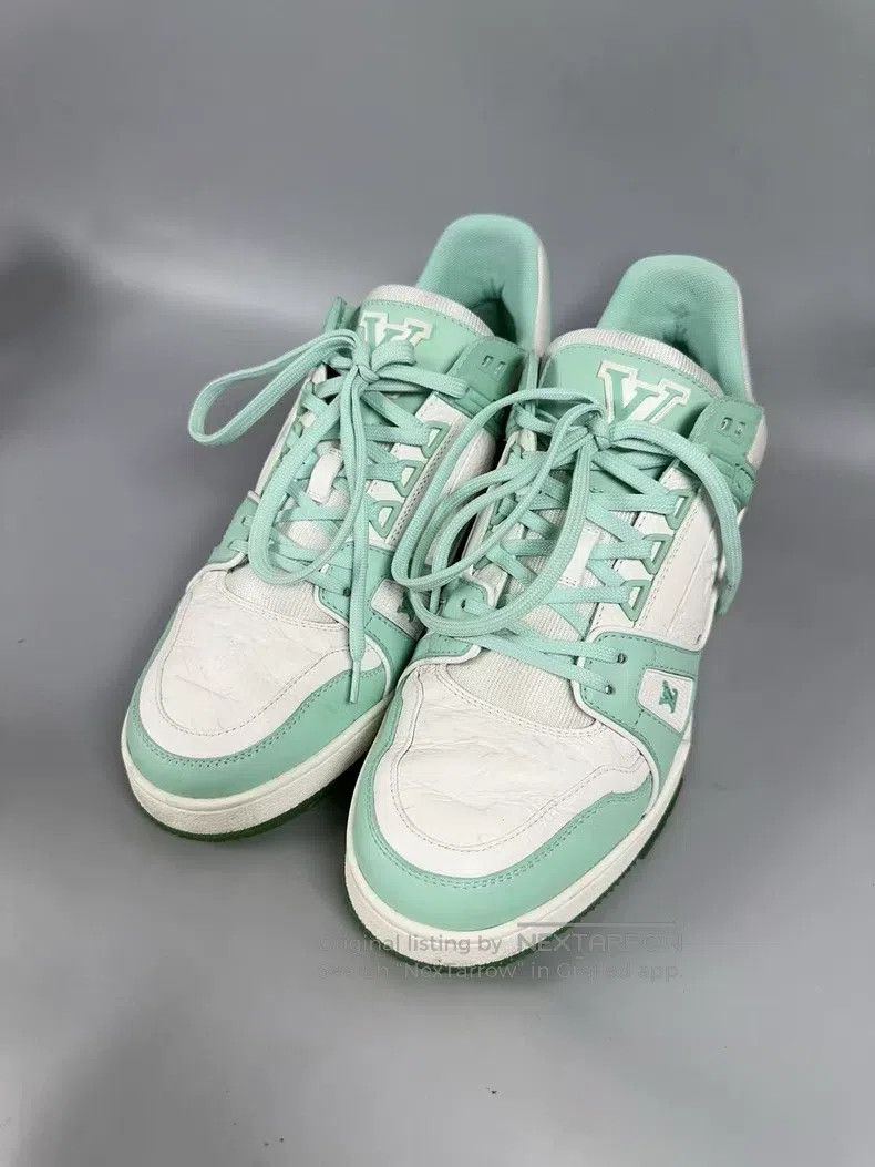 Louis Vuitton Louis Vuitton Christmas Limited White and Green Trainer Ca Size US 7 / EU 40 - 1 Thumbnail