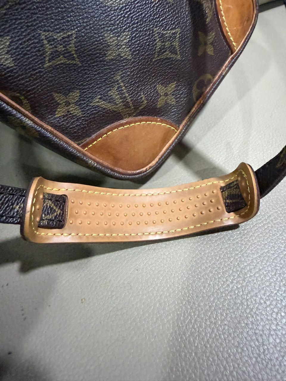Louis Vuitton Authentic LOUIS VUITTON danube Shoulder bag Size ONE SIZE - 3 Thumbnail