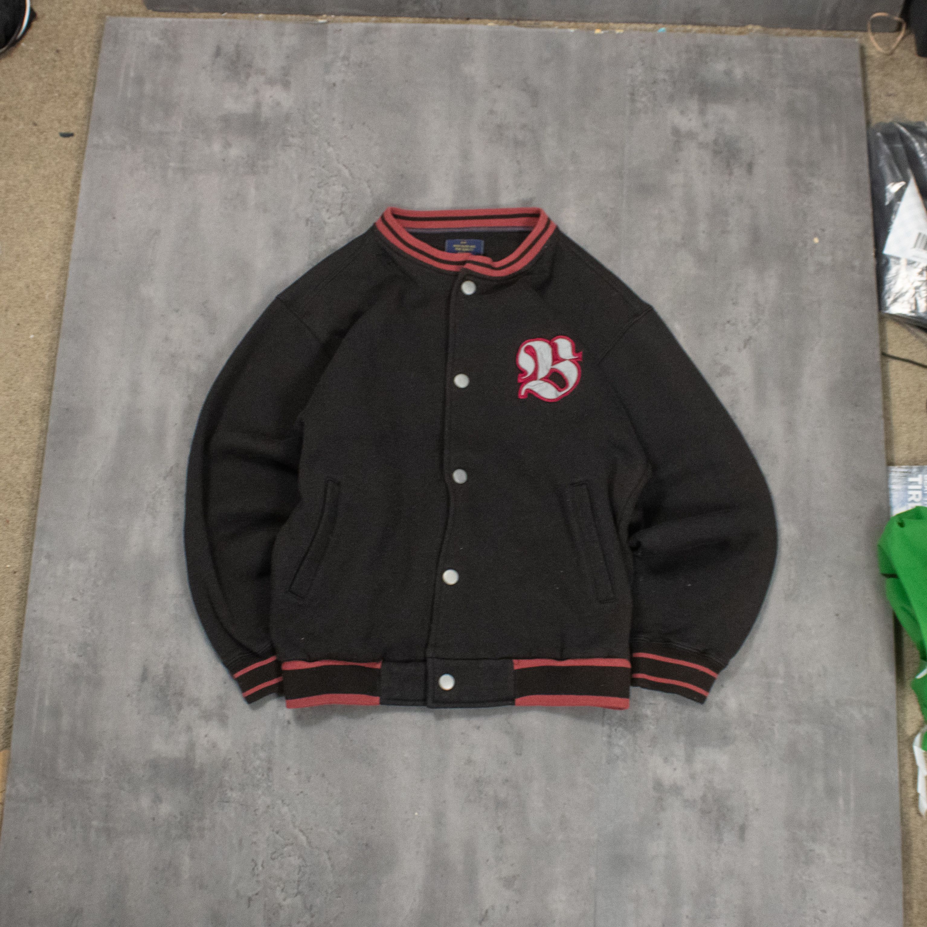 Japanese Brand Y2K 2000's Hill Sports Faded Black Bomber Cardigan Sweater Size US M / EU 48-50 / 2 - 3 Thumbnail