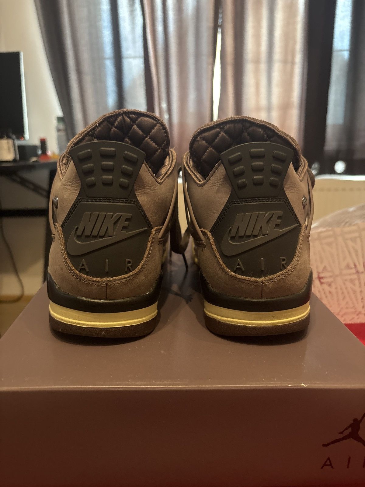 A Ma Maniere Nike Air Jordan x A Ma Maniere Jordan 4 Violet Ore Size US 8 / EU 41 - 10 Thumbnail