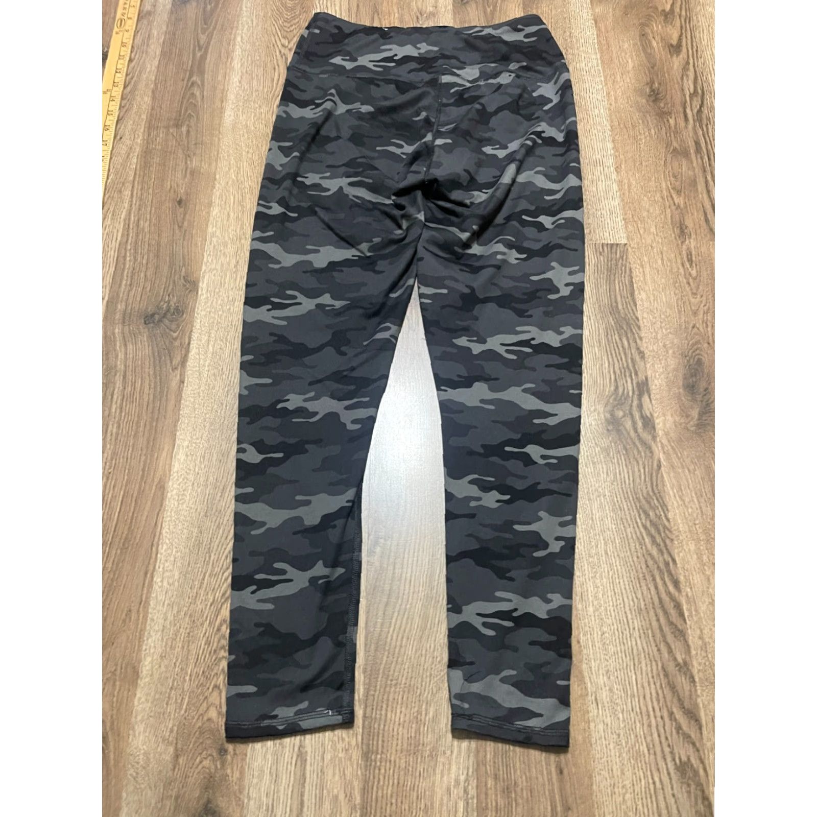 Vintage Maurices Pants Women's Medium Black Camouflage Leggings Pull On Size 32" / US 10 / IT 46 - 2 Thumbnail