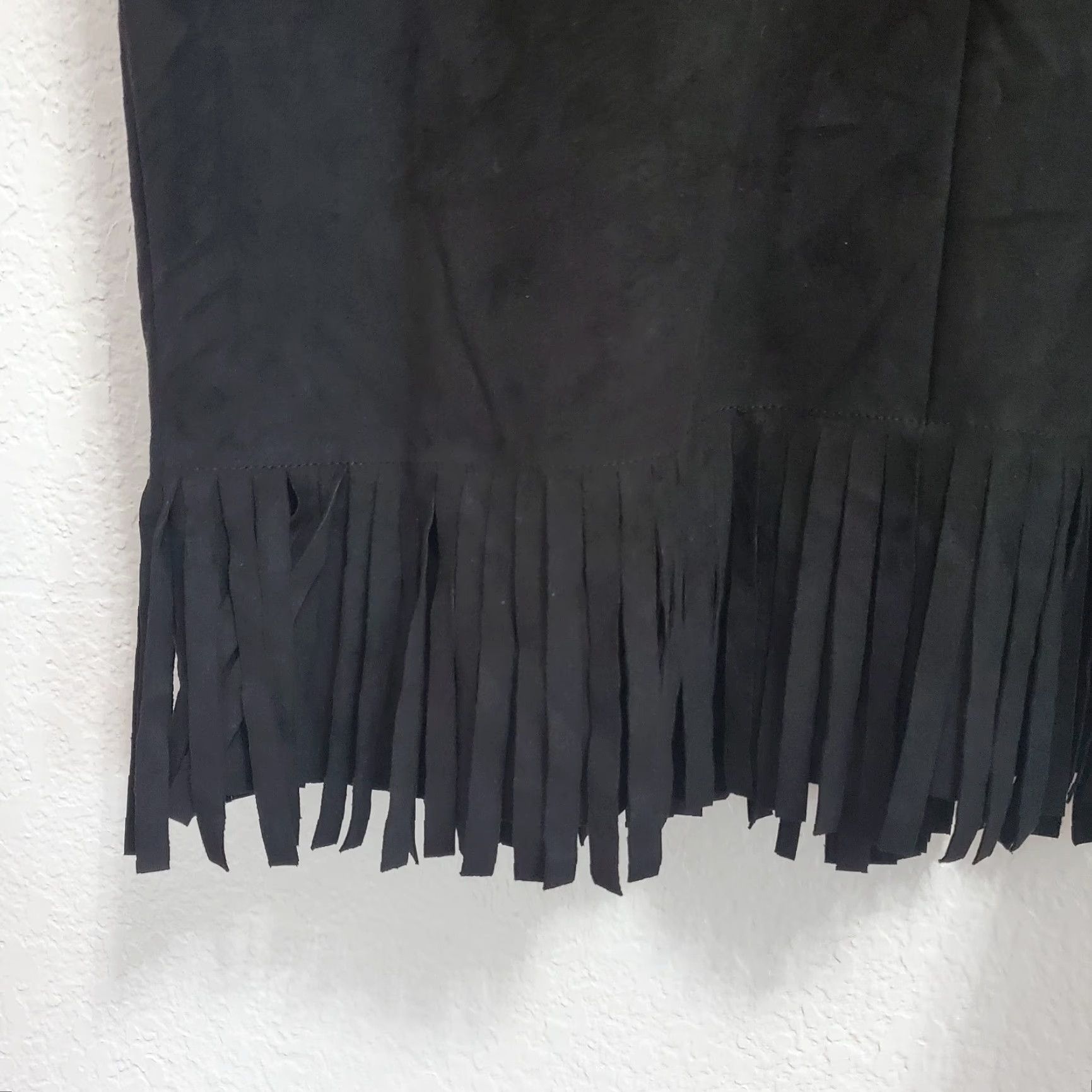 Vintage Chico's Dress Black Faux Suede Fringe Western Boho Shift Knee Length Short Sleeve Hidden Back Zip Womens Size 10 Size 32" / US 10 / IT 46 - 6 Thumbnail