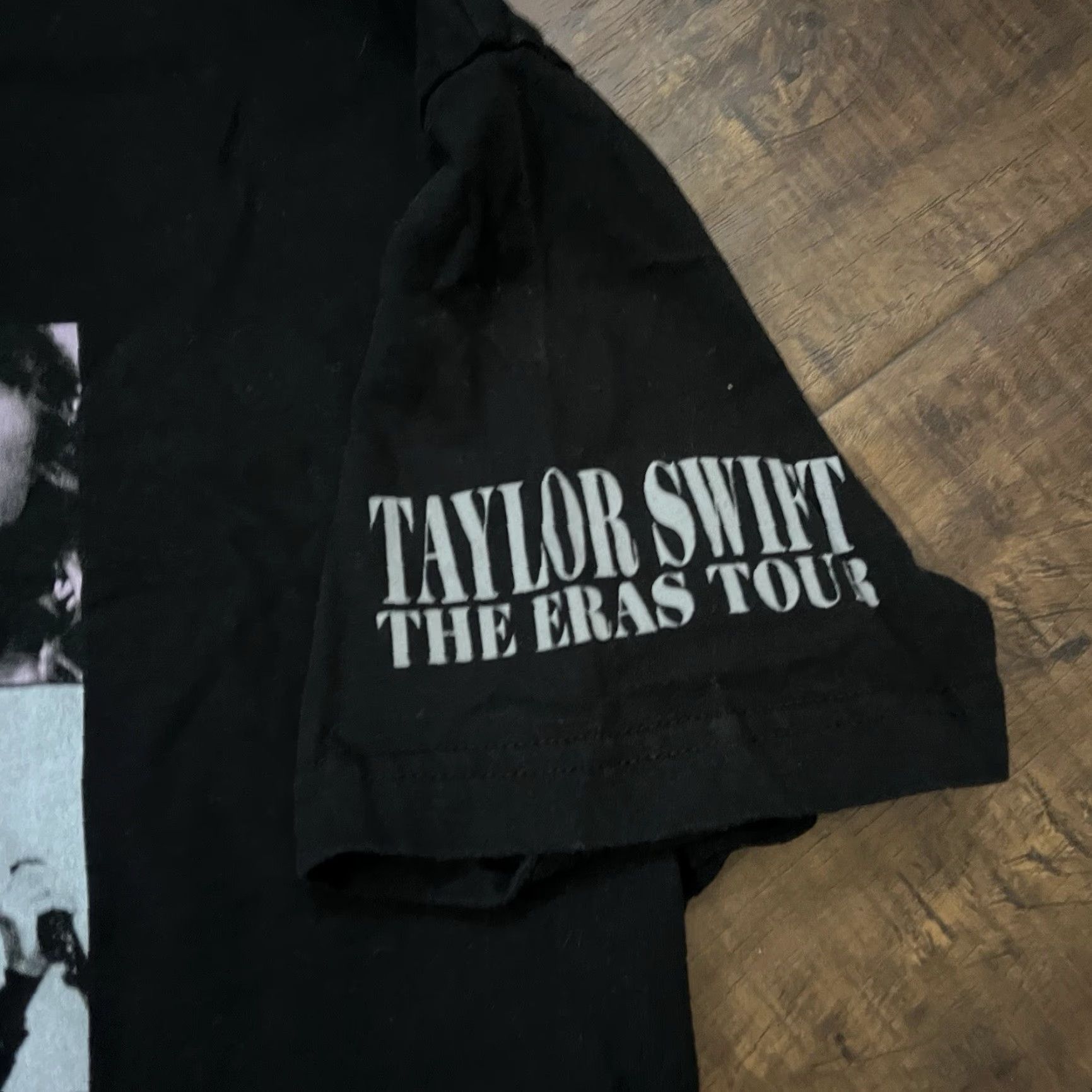 Vintage Taylor Swift The Eras Tour US Dates Official Concert Black T-shirt Size Medium Size US M / EU 48-50 / 2 - 3 Thumbnail