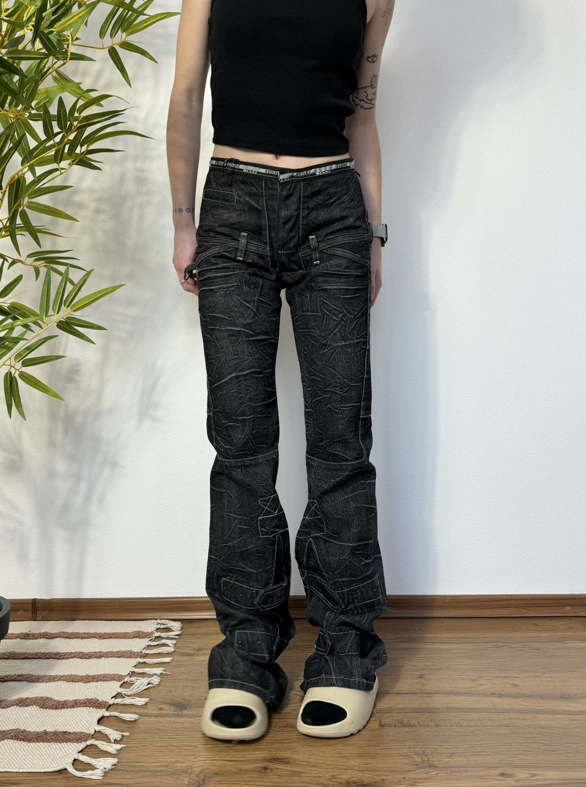 Gianfranco Ferre FERRE Y2K OPIUM STYLE WASHED BONDAGE DENIM PANTS Size 26" / US 2 / IT 38 - 12 Thumbnail