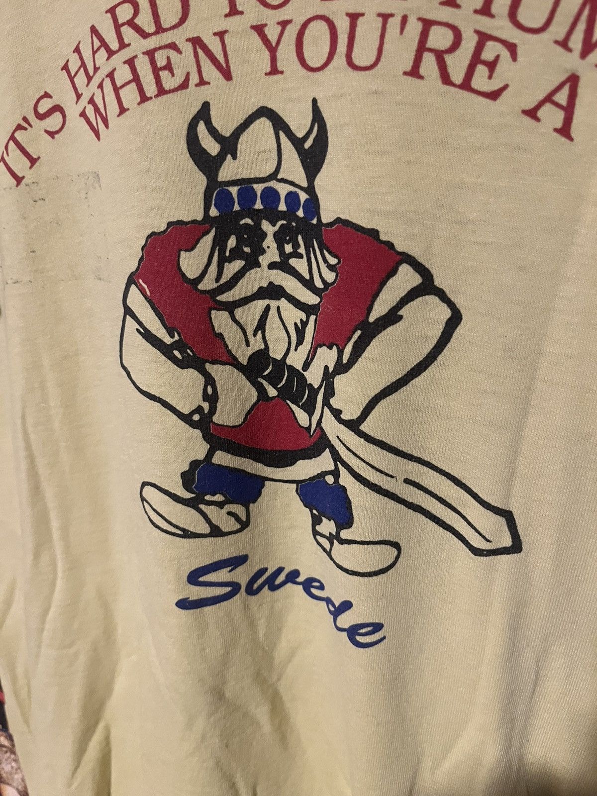 Other Vintage 70’s “It’s Hard To Be Humble When You’re Swede” tee Size US S / EU 44-46 / 1 - 3 Thumbnail