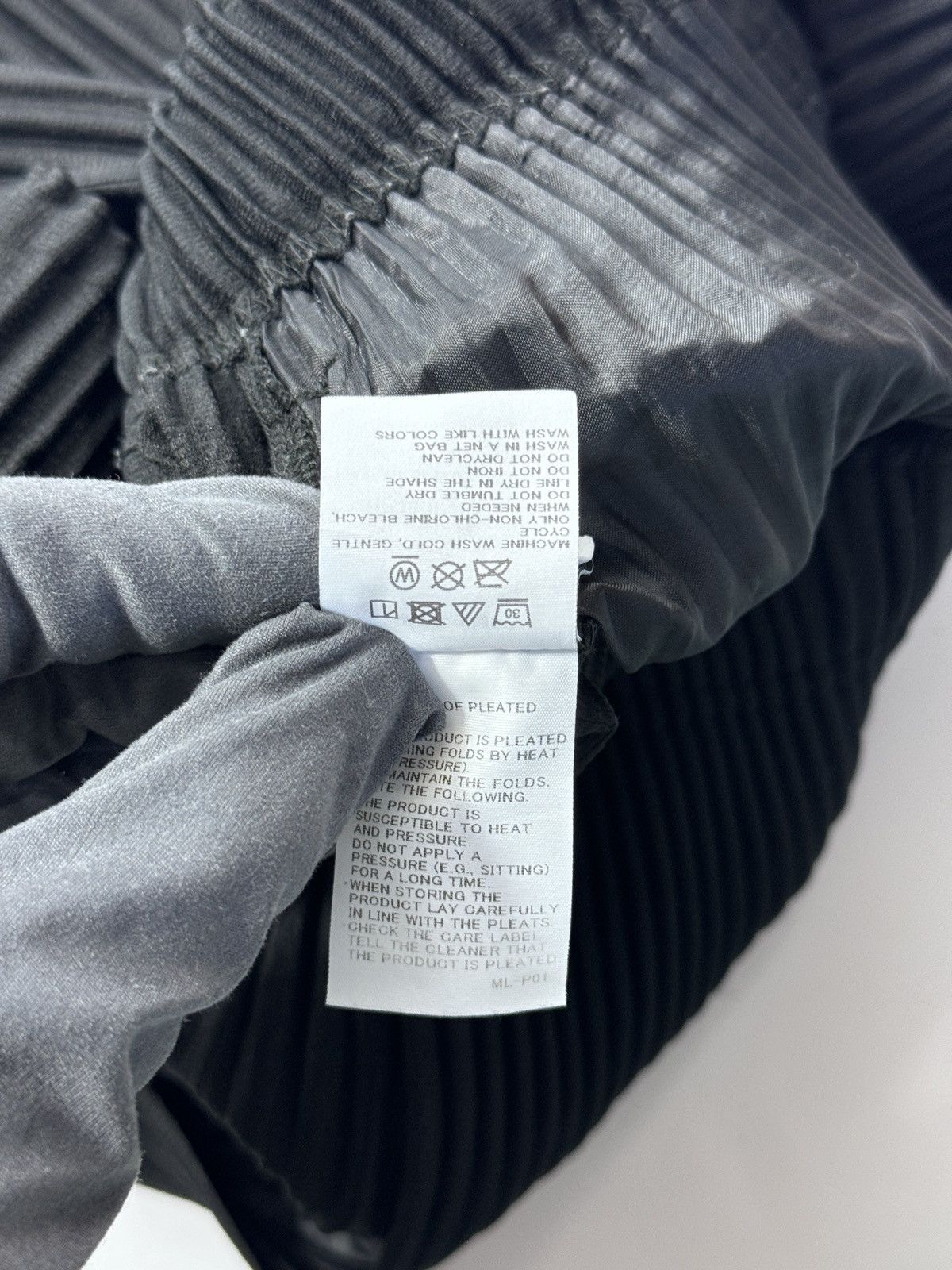 Issey Miyake BLACK CASUAL PANTS Size US 34 / EU 50 - 5 Thumbnail