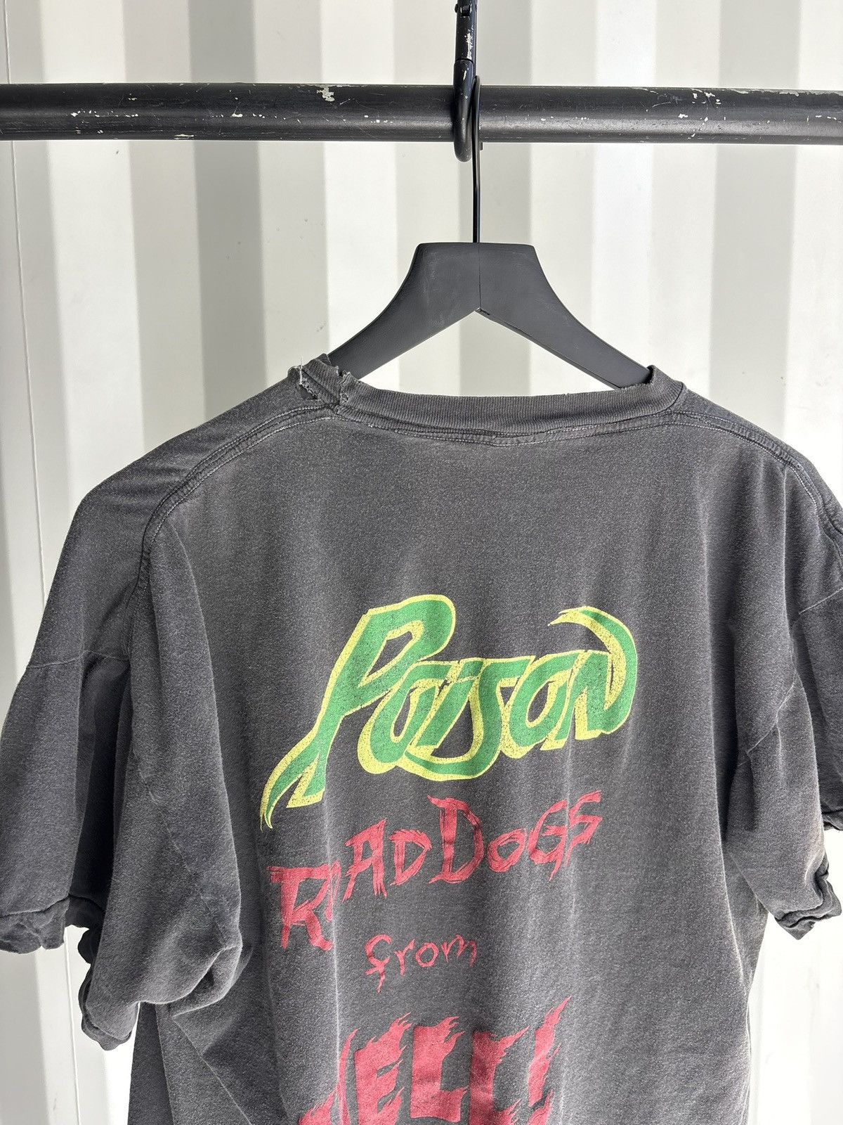 Band Tees Vintage Poison Band Shirt Faded Distressed Grunge Size US L / EU 52-54 / 3 - 4 Thumbnail