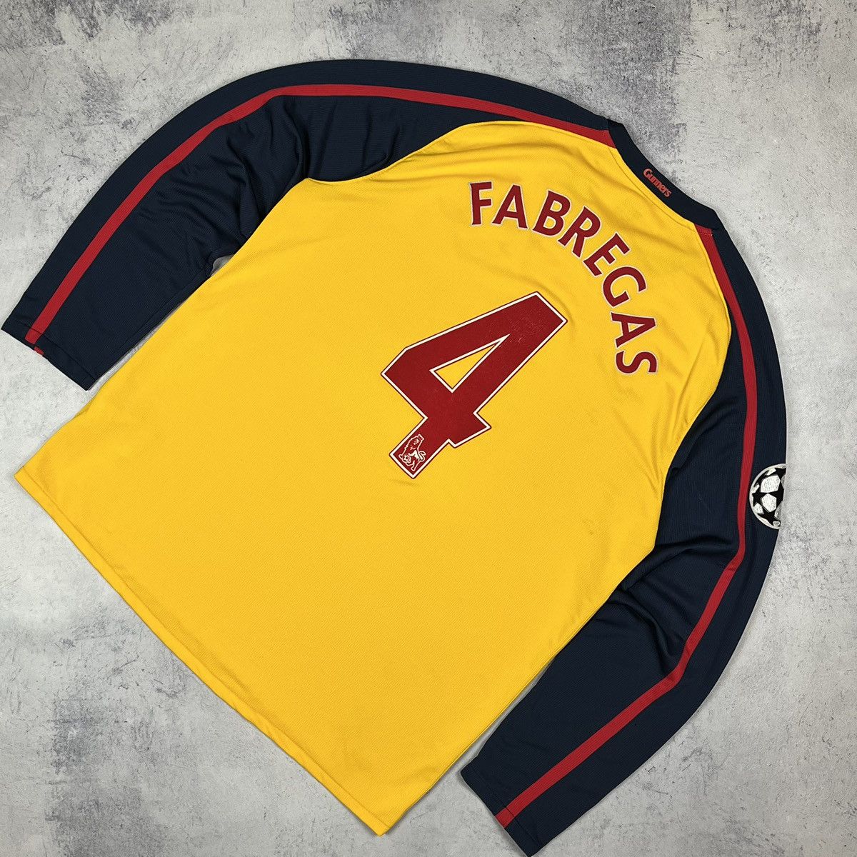 Nike Vintage Nike FC Arsenal Fabregas #4 rare soccer jersey 08/09 Size US XL / EU 56 / 4 - 1 Thumbnail