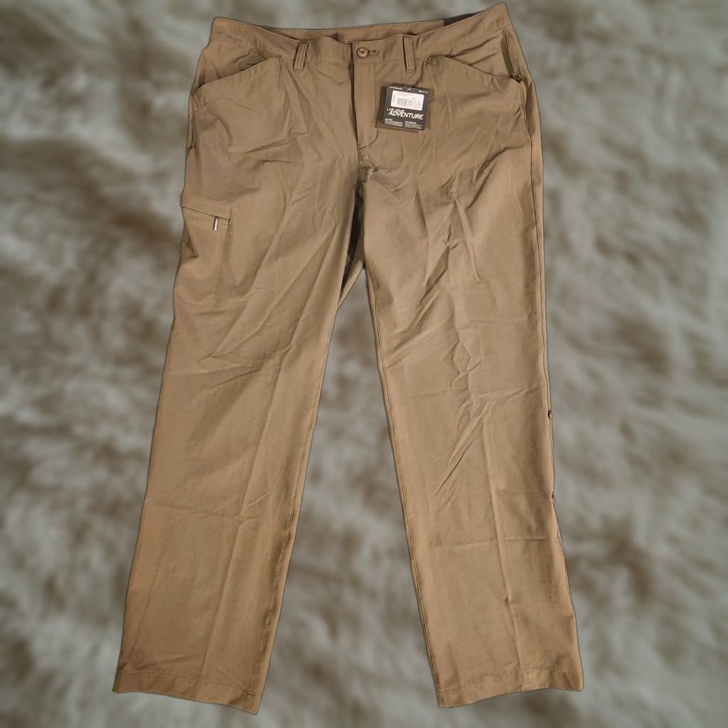 Eddie Bauer VINTAGE? No. Eddie Bauer Women Pants 18 Khaki Travex 0663 Adventure Roll Up Cargo Outdoor Pants Size 40" / US 18 - 1 Thumbnail