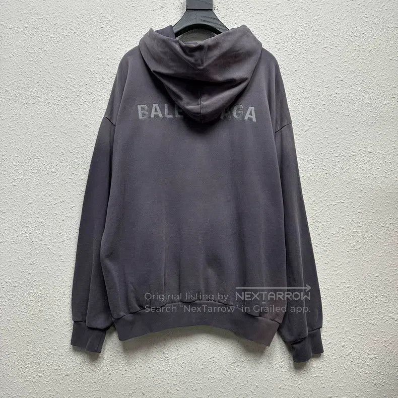 Balenciaga Balenciaga Distressed gradient embossed logo washed hooded Size US M / EU 48-50 / 2 - 2 Thumbnail