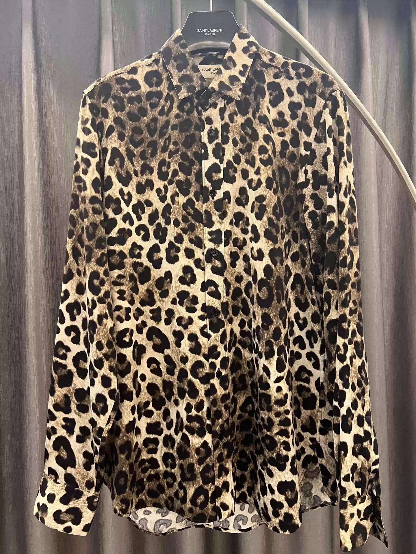 Saint Laurent Paris Saint Laurent SLP14 Autumn/Winter silk leopard print shirt- Size US M / EU 48-50 / 2 - 1 Thumbnail