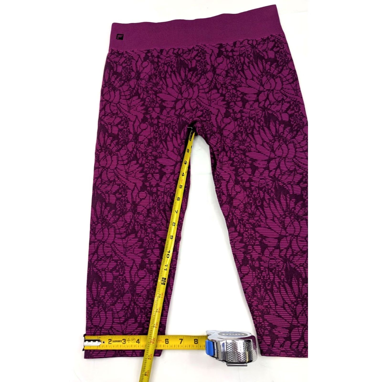 Fabletics Fabletics Purple Textured Cropped Legging Pants Women L Workout Yoga EUC Size 36" / US 14 / IT 50 - 2 Thumbnail