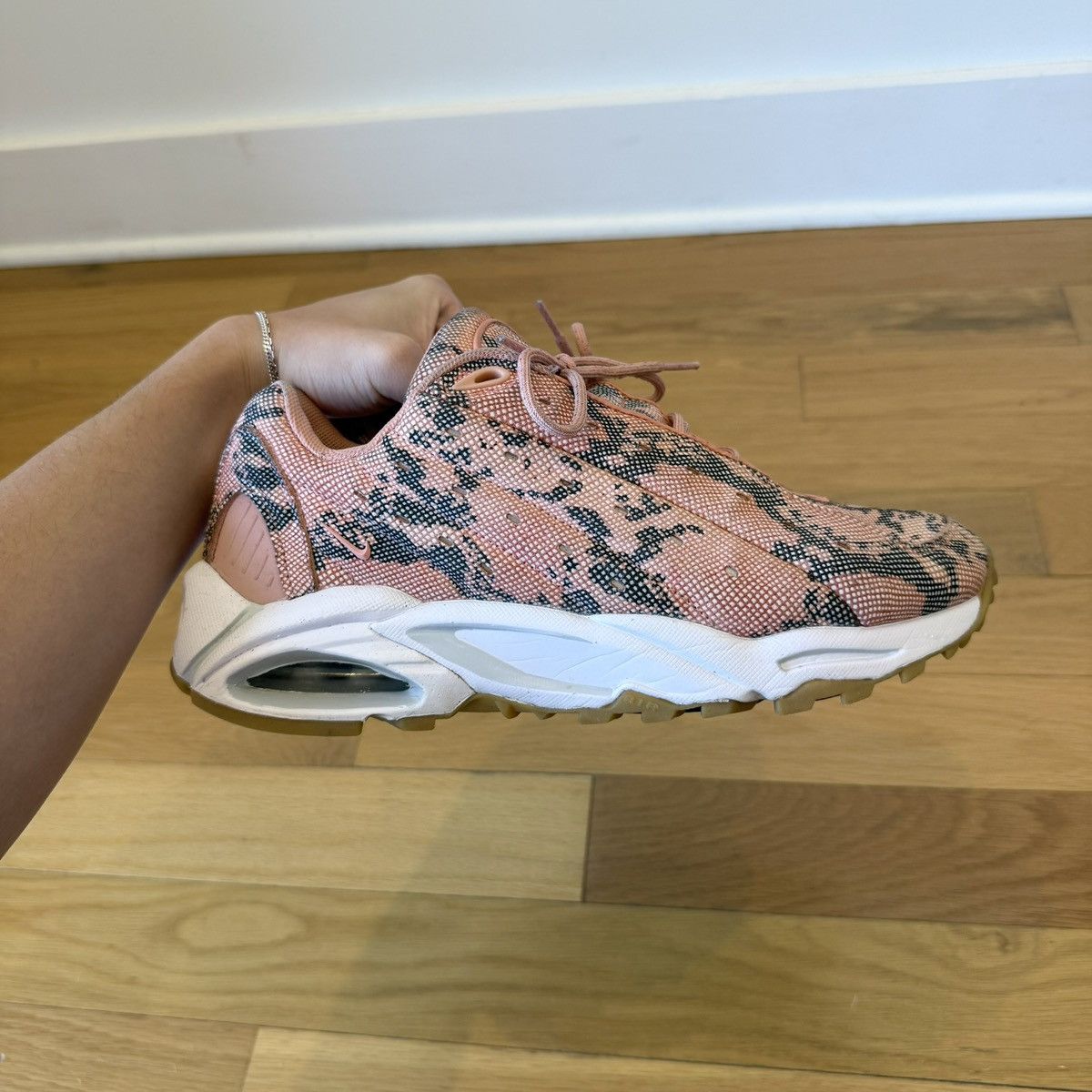 NOCTA × Nike Nike x Drake NOCTA Hot Step Air Terra Pink Snakeskin US 9 Size US 9 / EU 42 - 6 Thumbnail