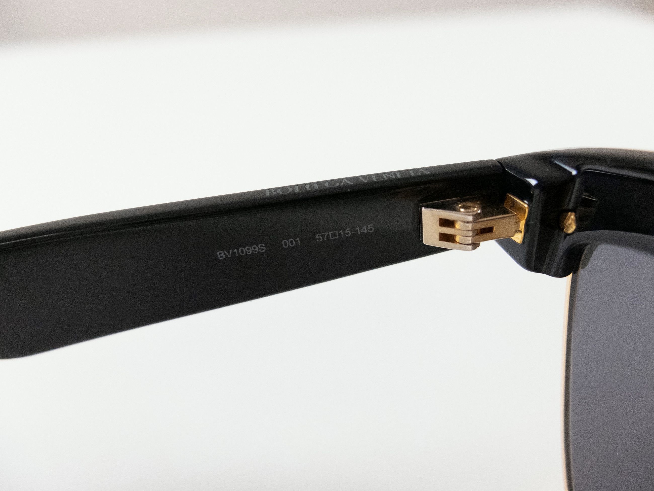 Bottega Veneta BOTTEGA VENETA black gold acetate & metal cat eye sunglasses Size ONE SIZE - 7 Thumbnail