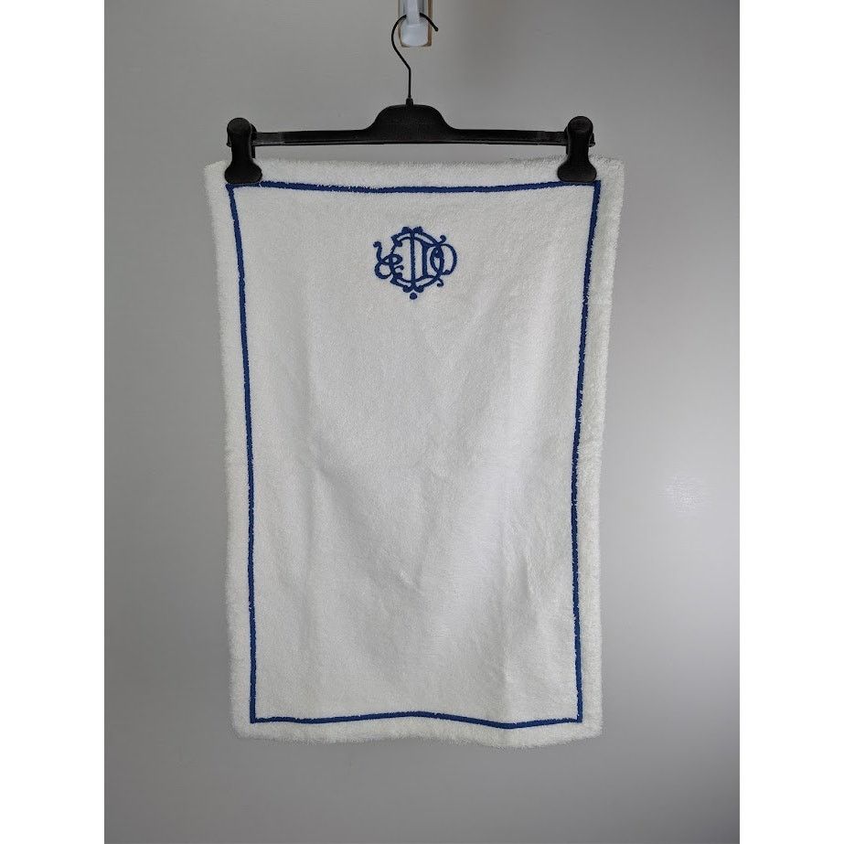 Dior o1rshd1 Size: OS / Hand Towel in White/Blue Size ONE SIZE - 2 Thumbnail