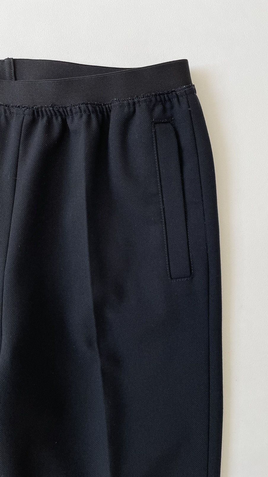 Raf Simons A/W 21 Black Raw Seam Waist Band Trousers Size US 32 / EU 48 - 8 Thumbnail