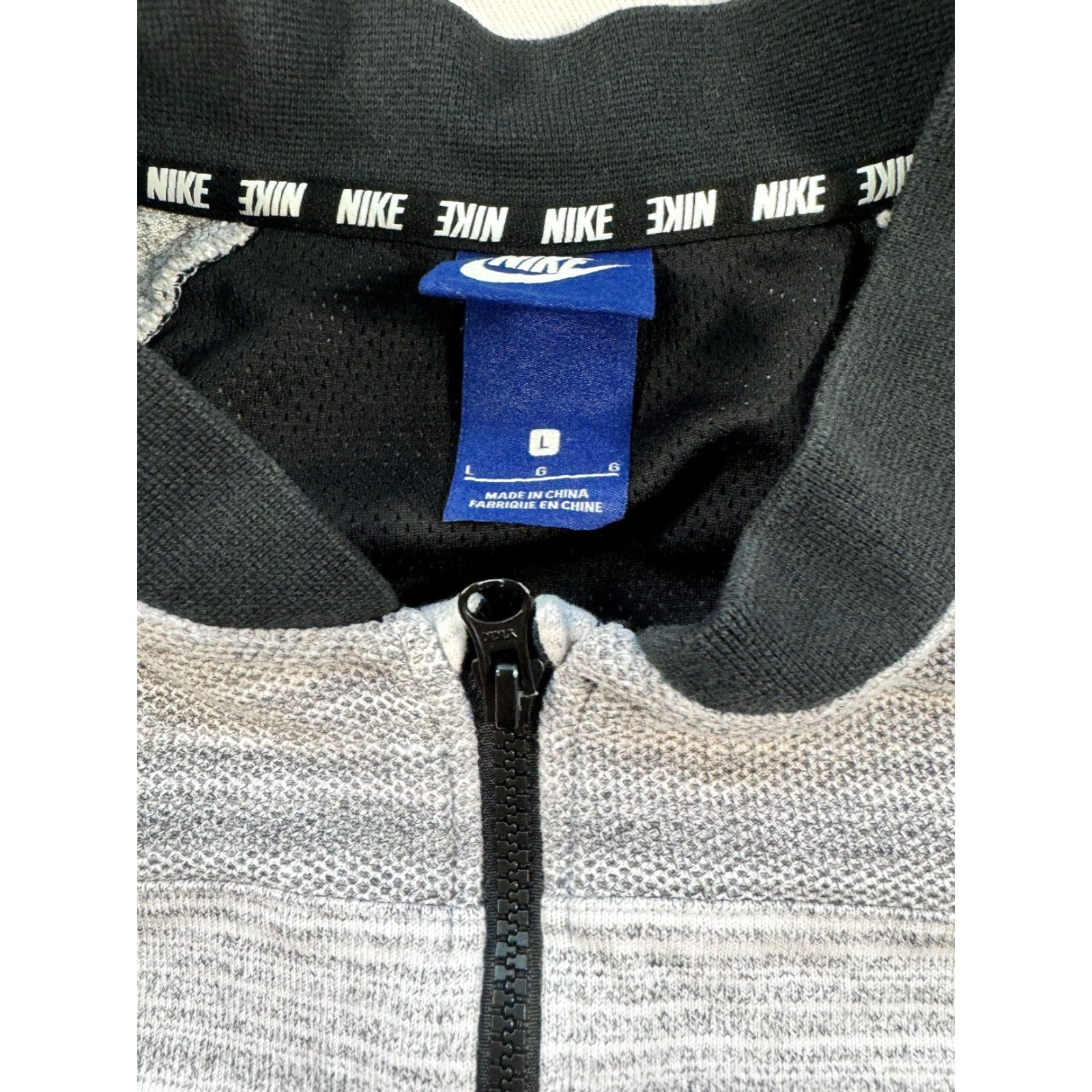 Nike Nike ADV15 Knit Advanced Mens L FullZip Jacket White ADV15 Knit Full Zip Nike Mens L White Jacket Size US L / EU 52-54 / 3 - 2 Thumbnail