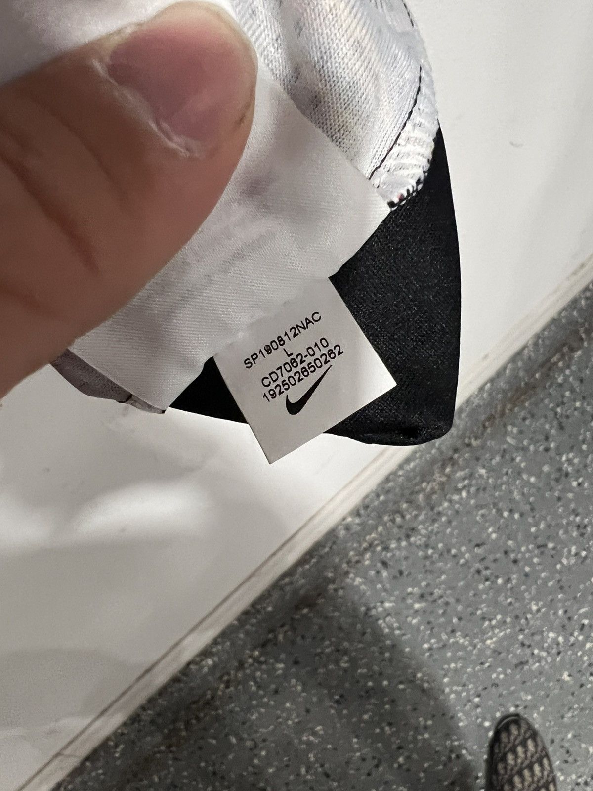 Nike Brooklyn Biggie Jersey Size US L / EU 52-54 / 3 - 11 Thumbnail