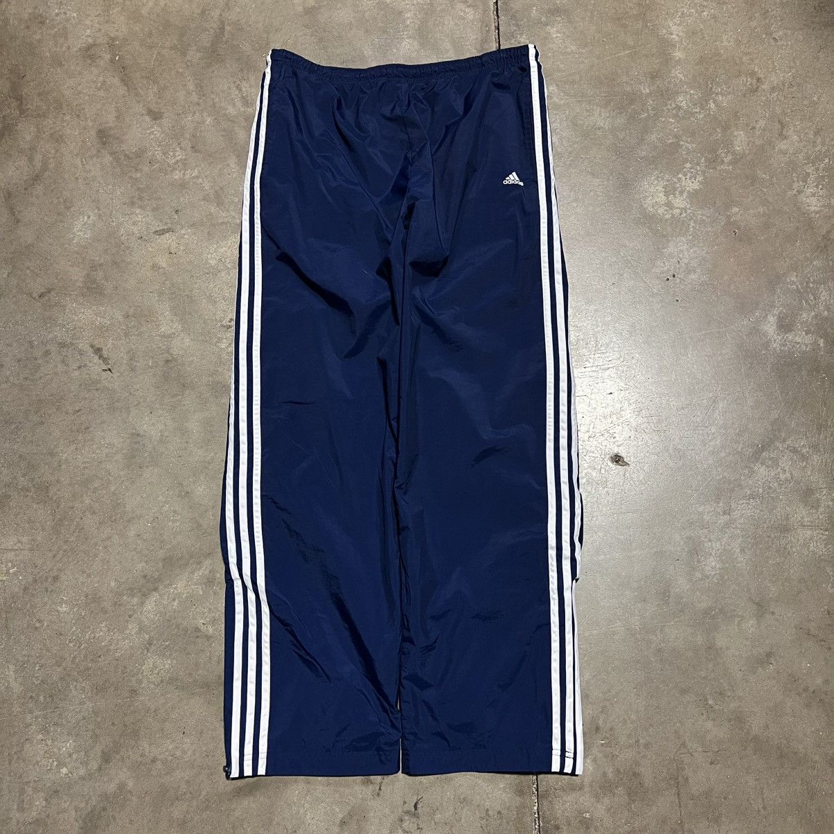 Adidas Vintage Adidas Track Pants Wide Leg Baggy Warm Up 3 Stripe Size US 34 / EU 50 - 3 Thumbnail