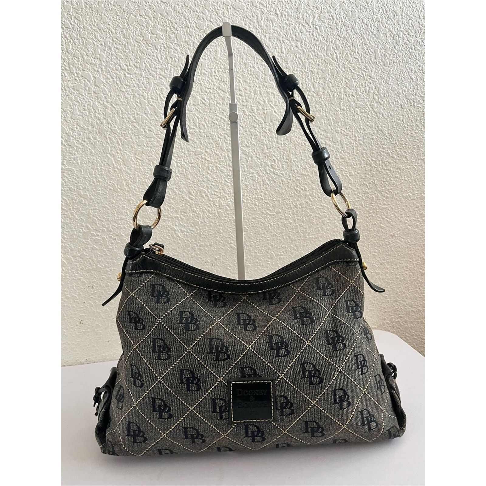 Dooney & Bourke Dooney and Bourke bag Size ONE SIZE - 1 Thumbnail