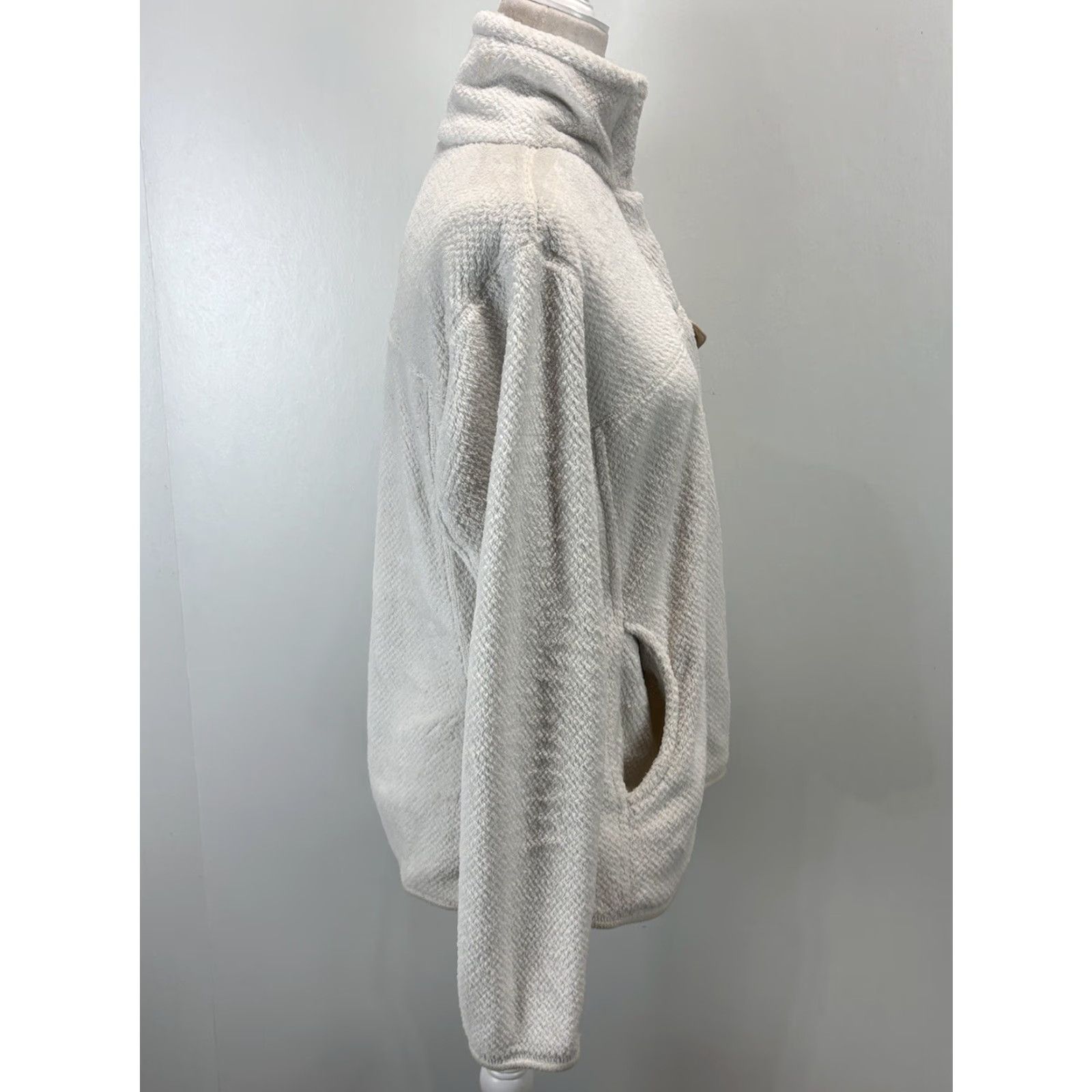 Patagonia VINTAGE Patagonia Snap T Fleece Pullover Jacket Womens Large Cream Ivory Pockets Logo Size L / US 10 / IT 46 - 4 Thumbnail
