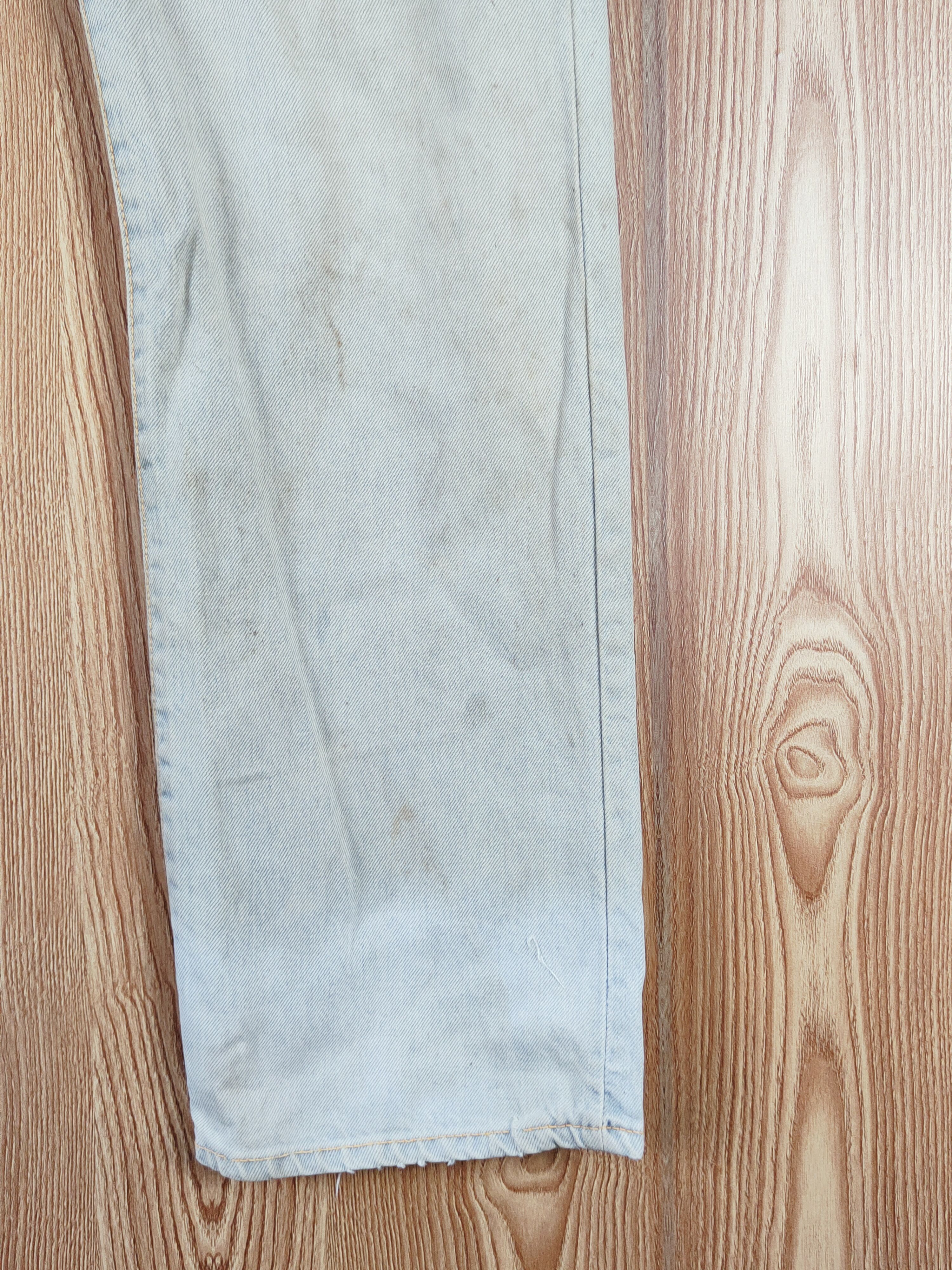 Japanese Brand Wrangler Blue Faded Distressed Ripped Jeans #W542 Size US 32 / EU 48 - 7 Thumbnail