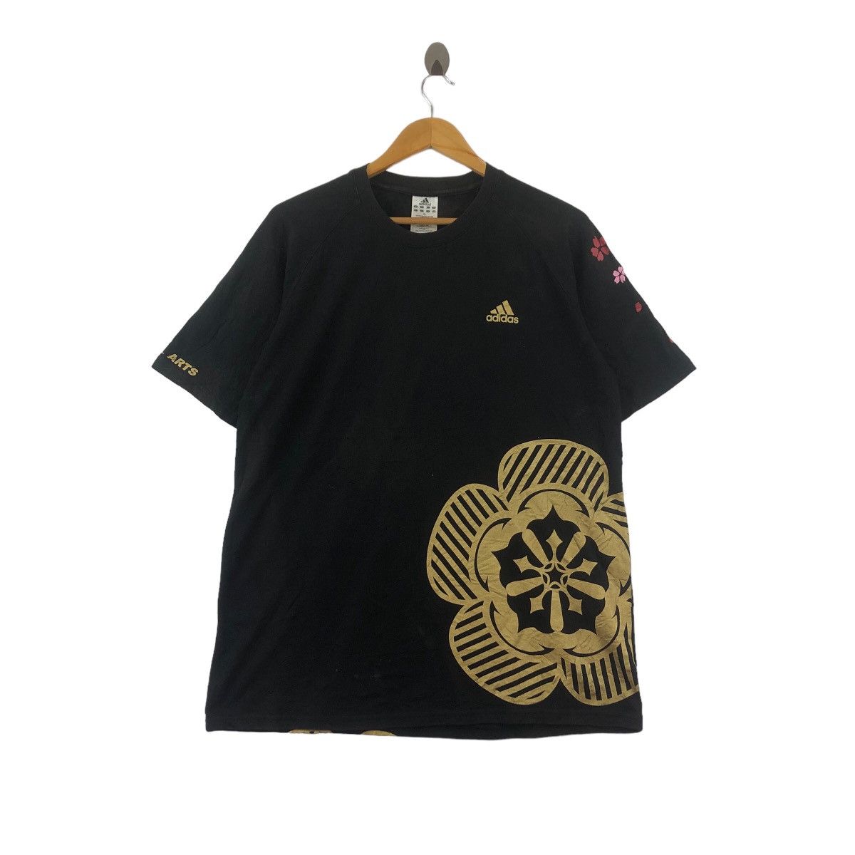 Vintage ADIDAS EQUIPMENT Sakura Harajuku Japan Tee Shirt 3
