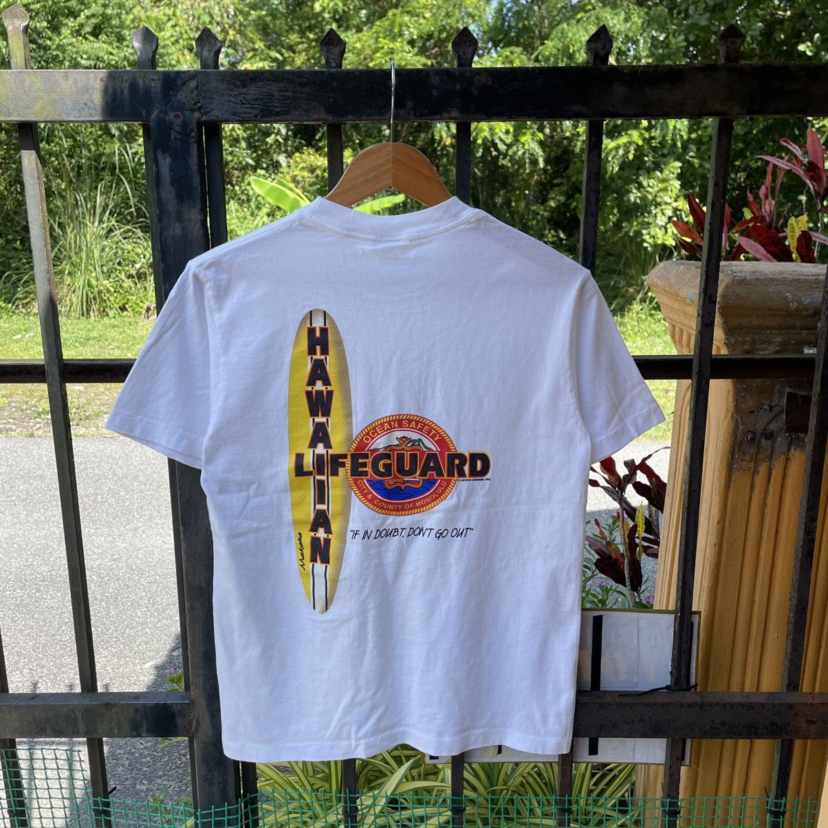 Vintage 🔥Vintage 1998 Hawaii Life Guard Co Big Logo Surf Skate Tee Size US S / EU 44-46 / 1 - 1 Thumbnail