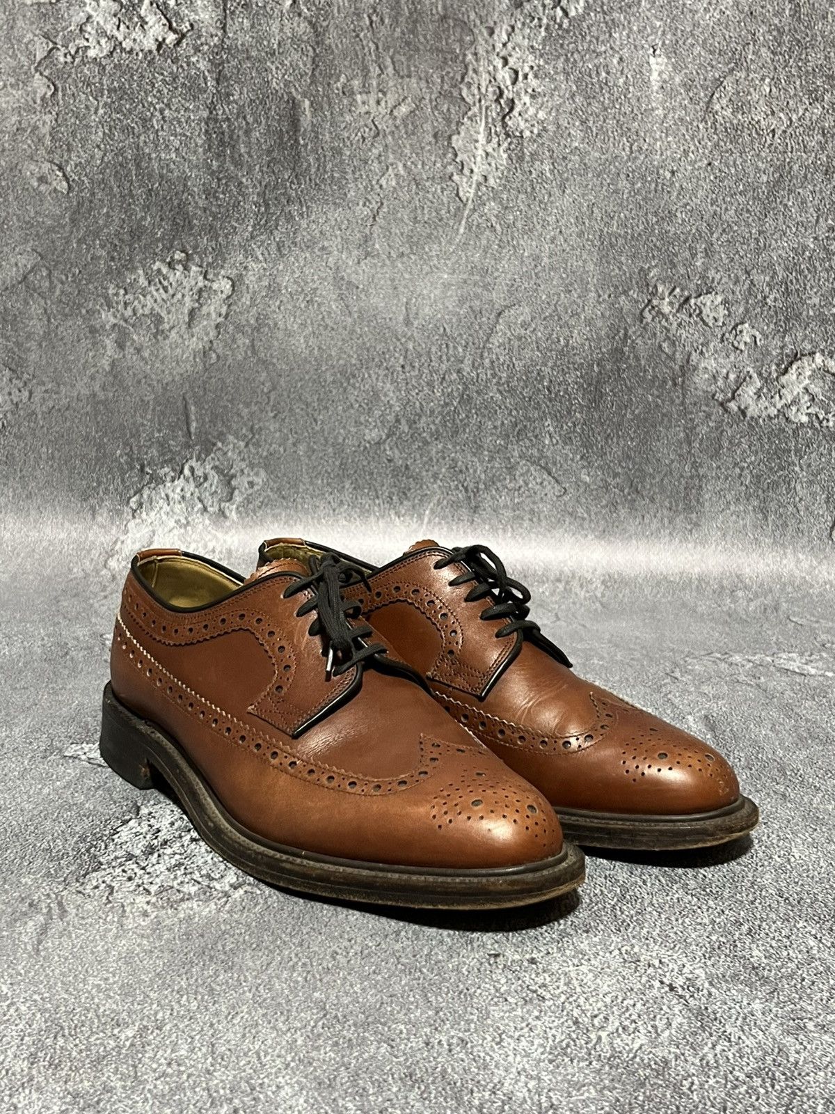 Loake Loake Brogue Brown Leather Shoes Made In England Size US 8 / EU 41 - 1 Thumbnail