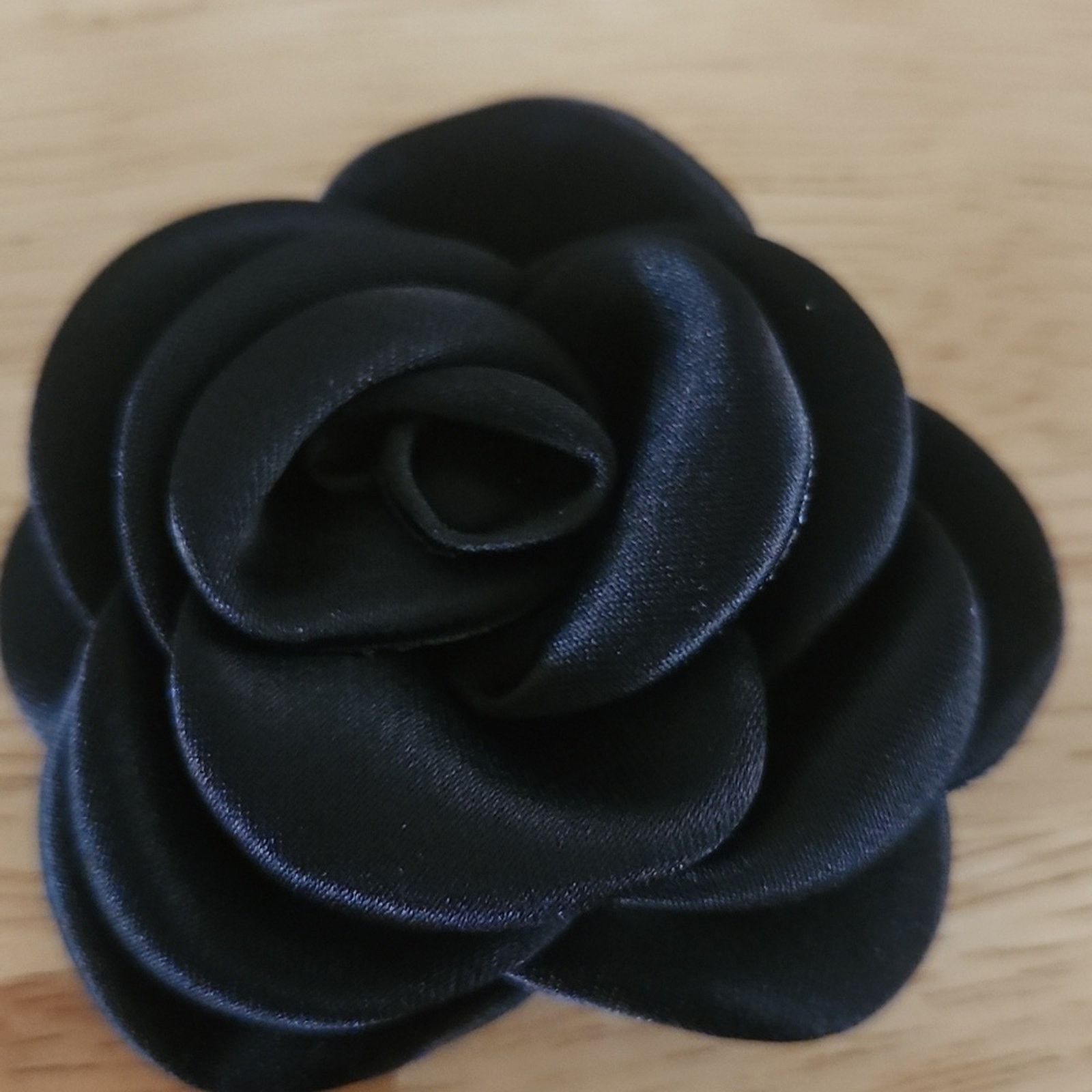 Other CLASSIC & ELEGANT ☆ MATTE BLACK SATIN ☆ ROSE SHOE CLIPS NIP Size US 4 / IT 34 - 7 Thumbnail