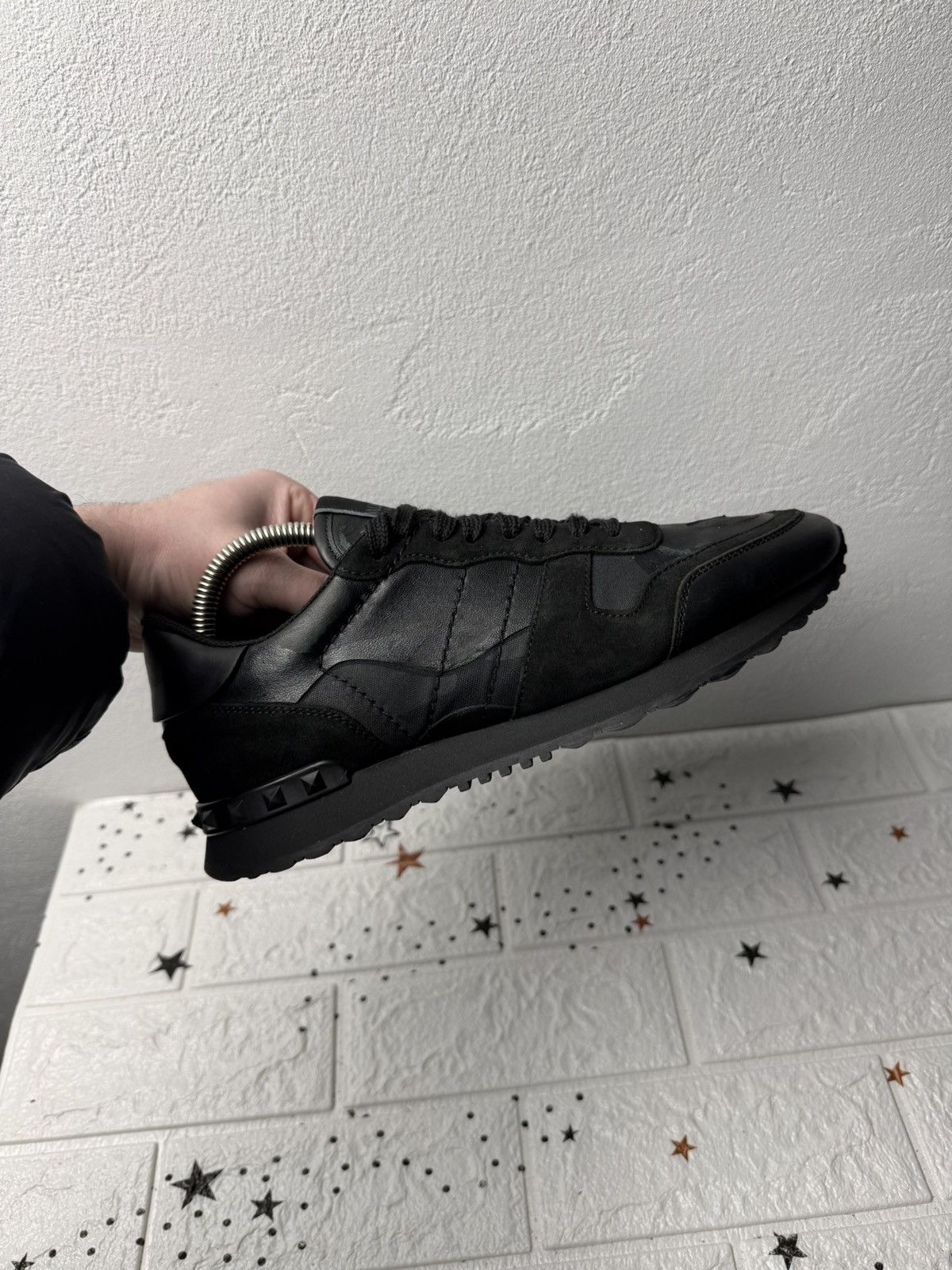 Valentino Garavani Rockrunner US7 UK6.5 EUR40 Sneakers Black