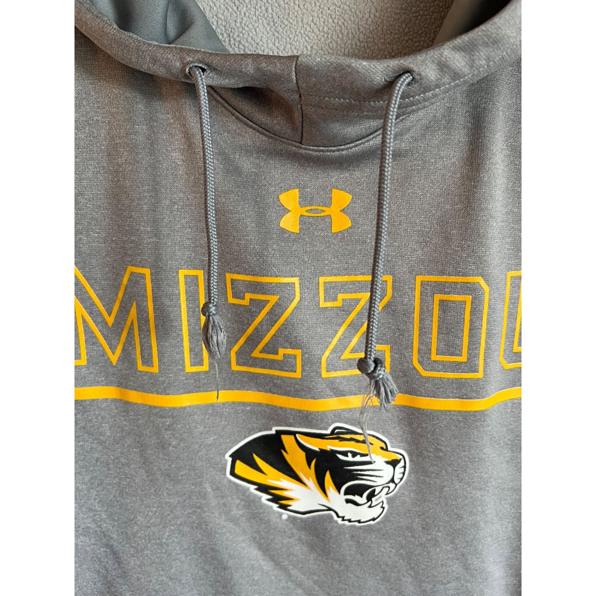Under Armour Under Armour Missouri Tigers Football - Size S Size US S / EU 44-46 / 1 - 3 Thumbnail