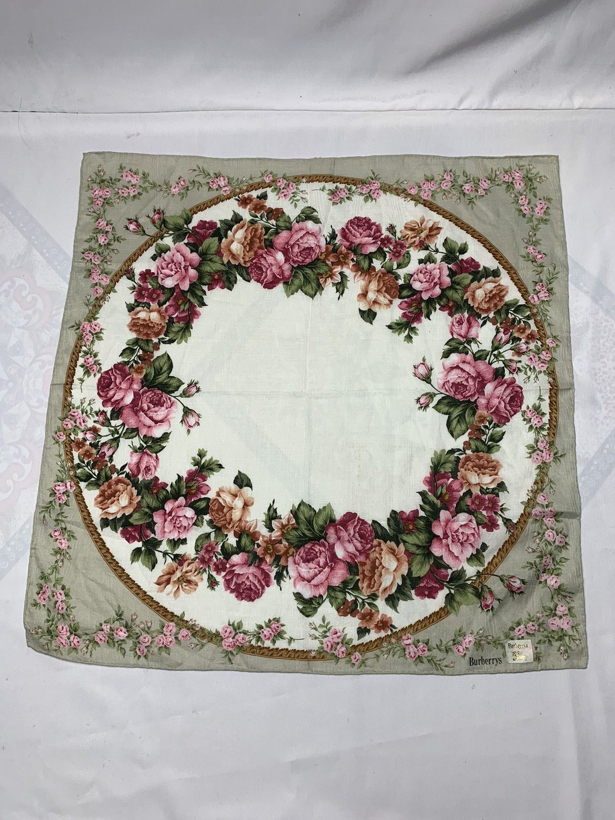 Burberry Burberry Handkerchief / Neckerchief / Bandana Size ONE SIZE - 2 Thumbnail